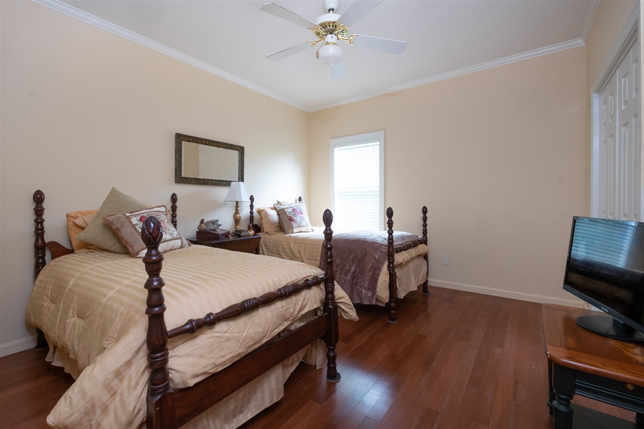 ST CHARLES ADDN - Residential