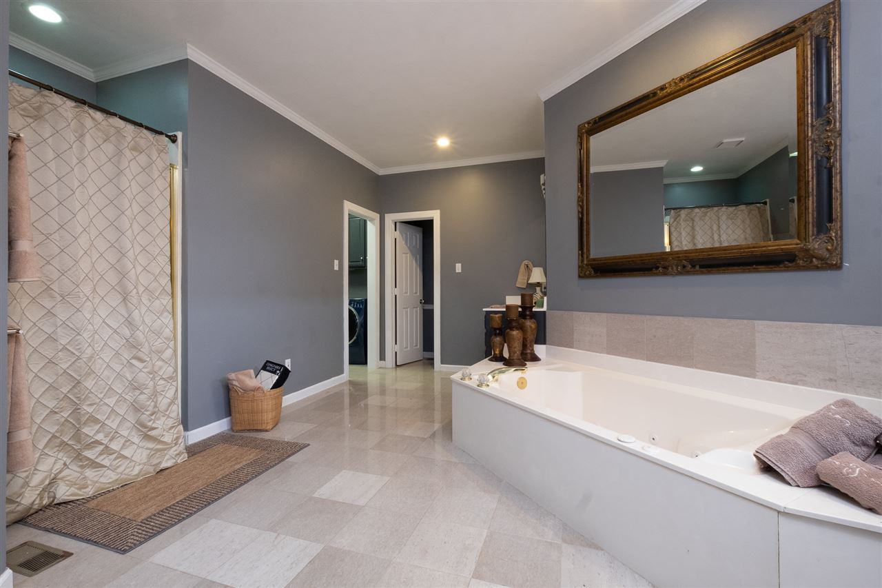 ST CHARLES ADDN - Residential