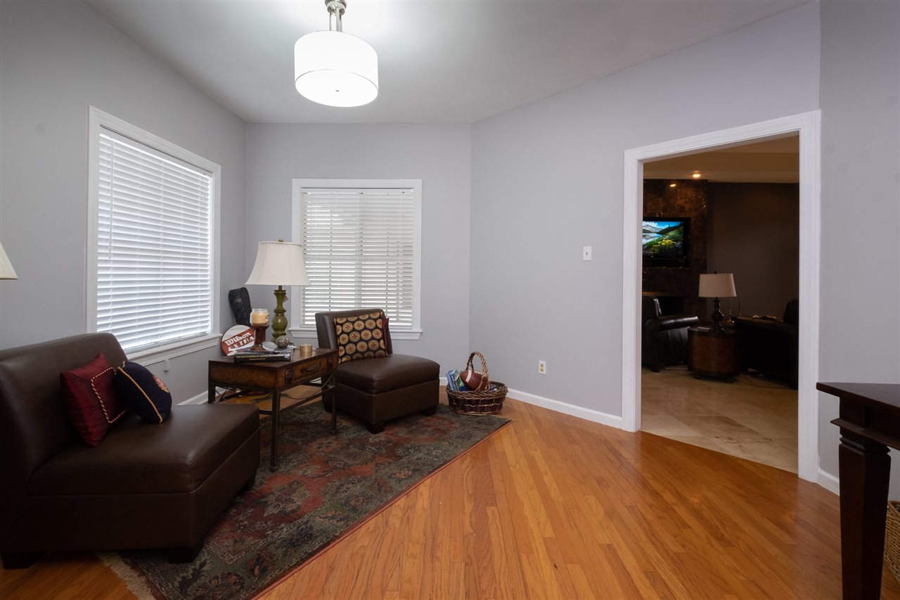 ST CHARLES ADDN - Residential