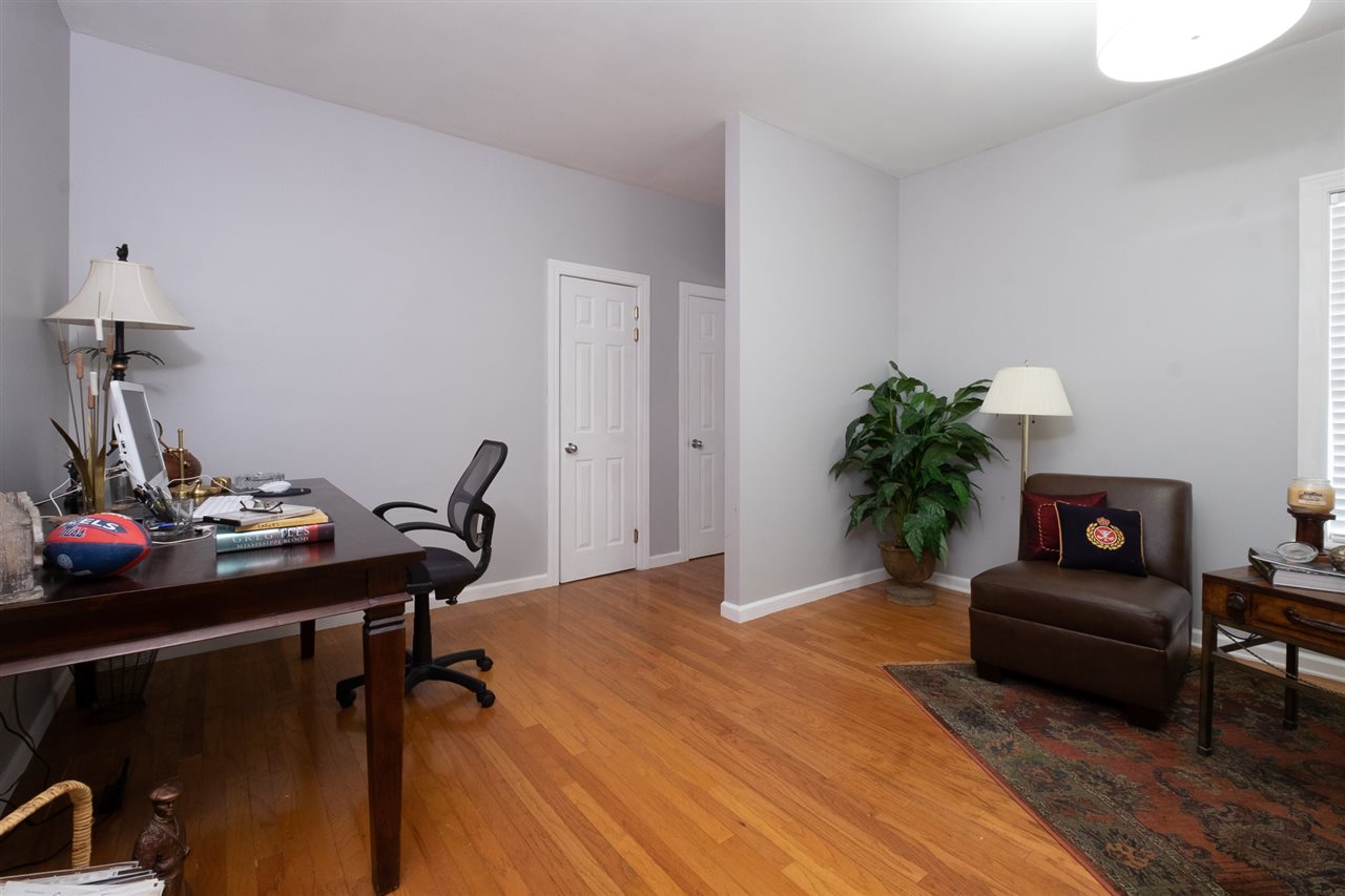 ST CHARLES ADDN - Residential