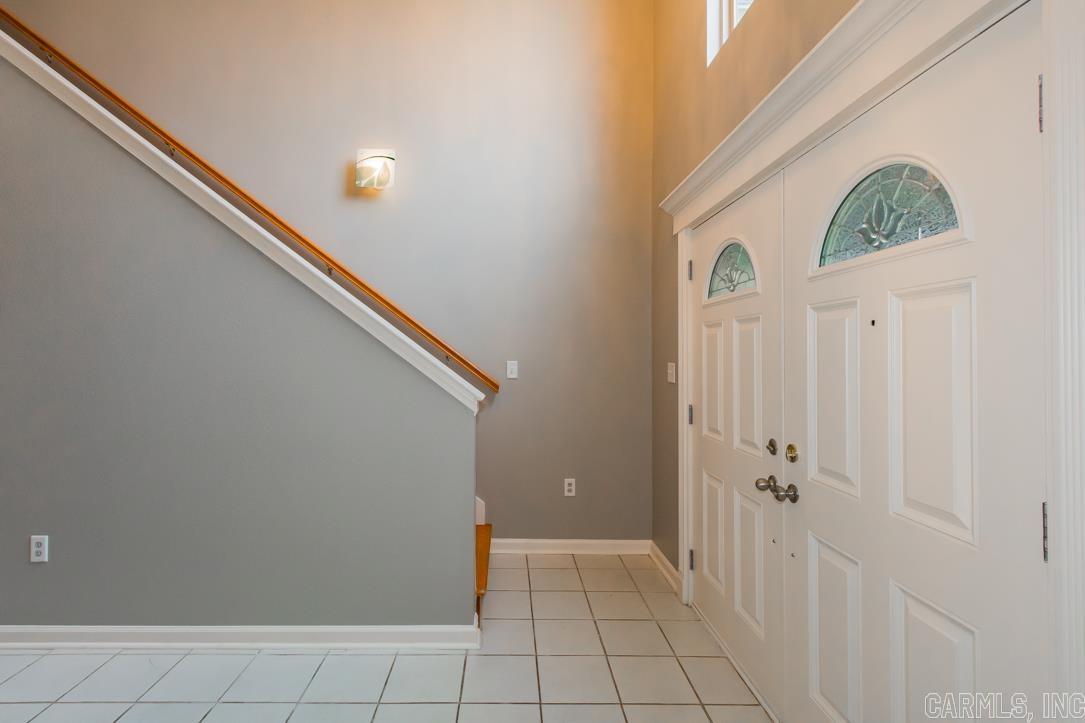 CAPITOL LAKES ESTATES - Residential