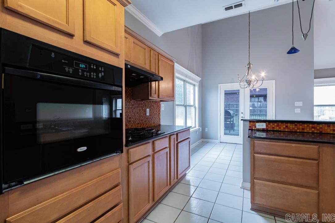 CAPITOL LAKES ESTATES - Residential