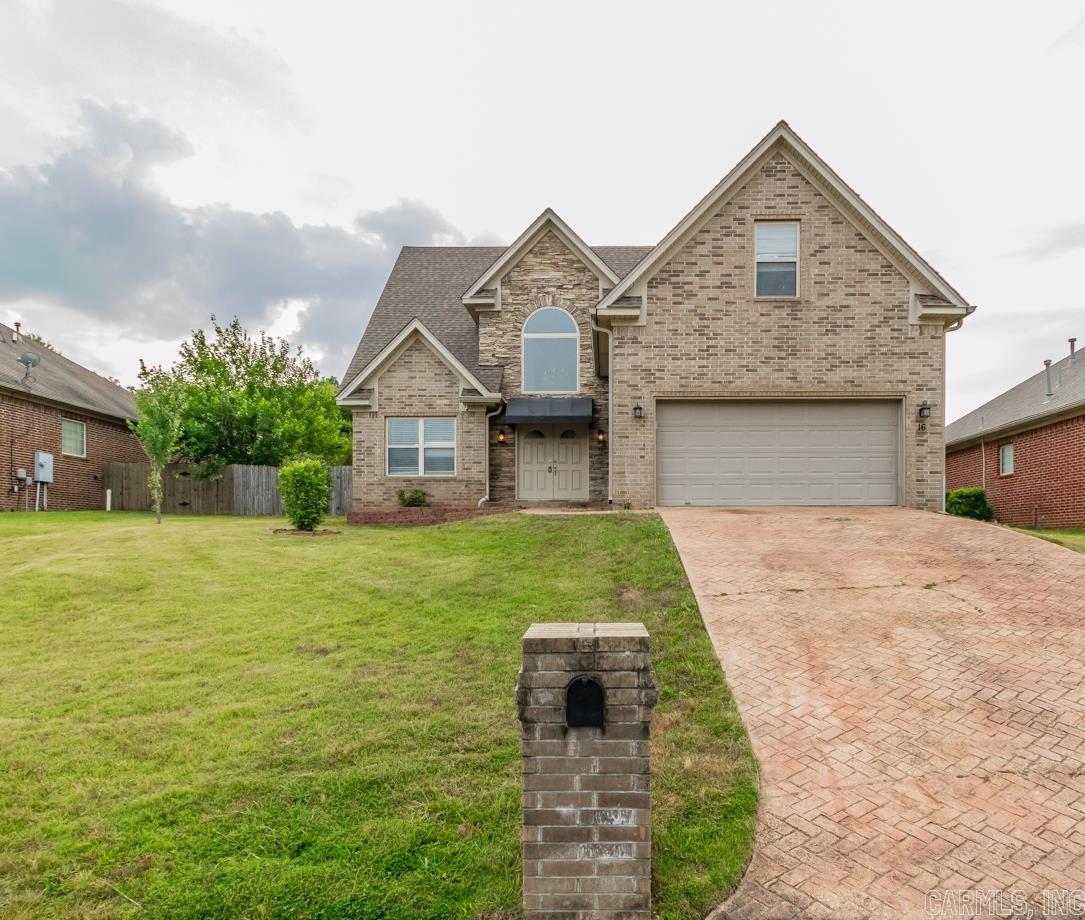 CAPITOL LAKES ESTATES - Residential