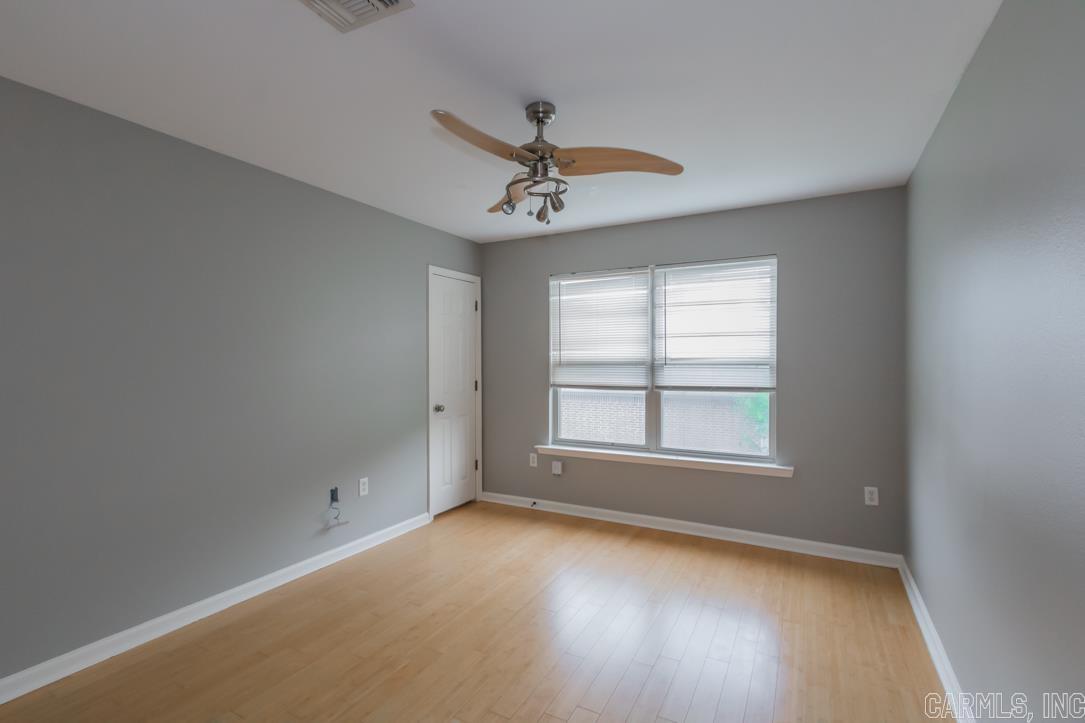 CAPITOL LAKES ESTATES - Residential
