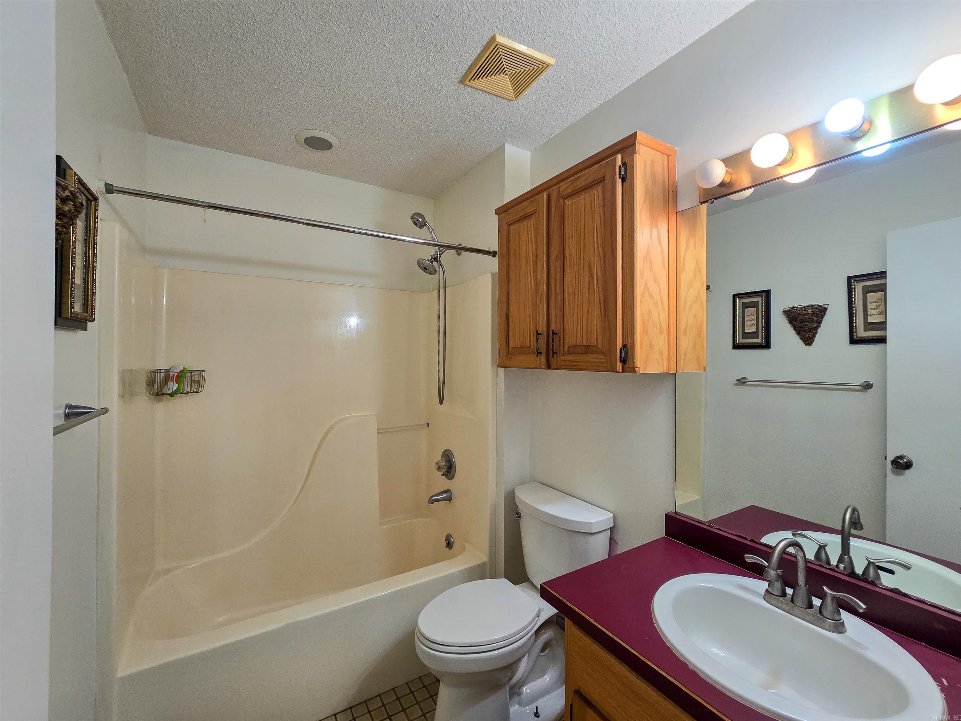 CHAPMAN & DEWEY RIVERSIDE - Residential