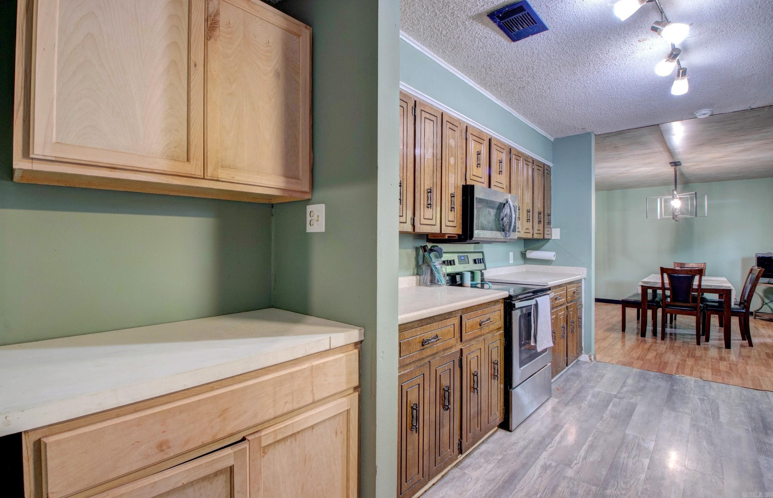 FERRELL - Residential