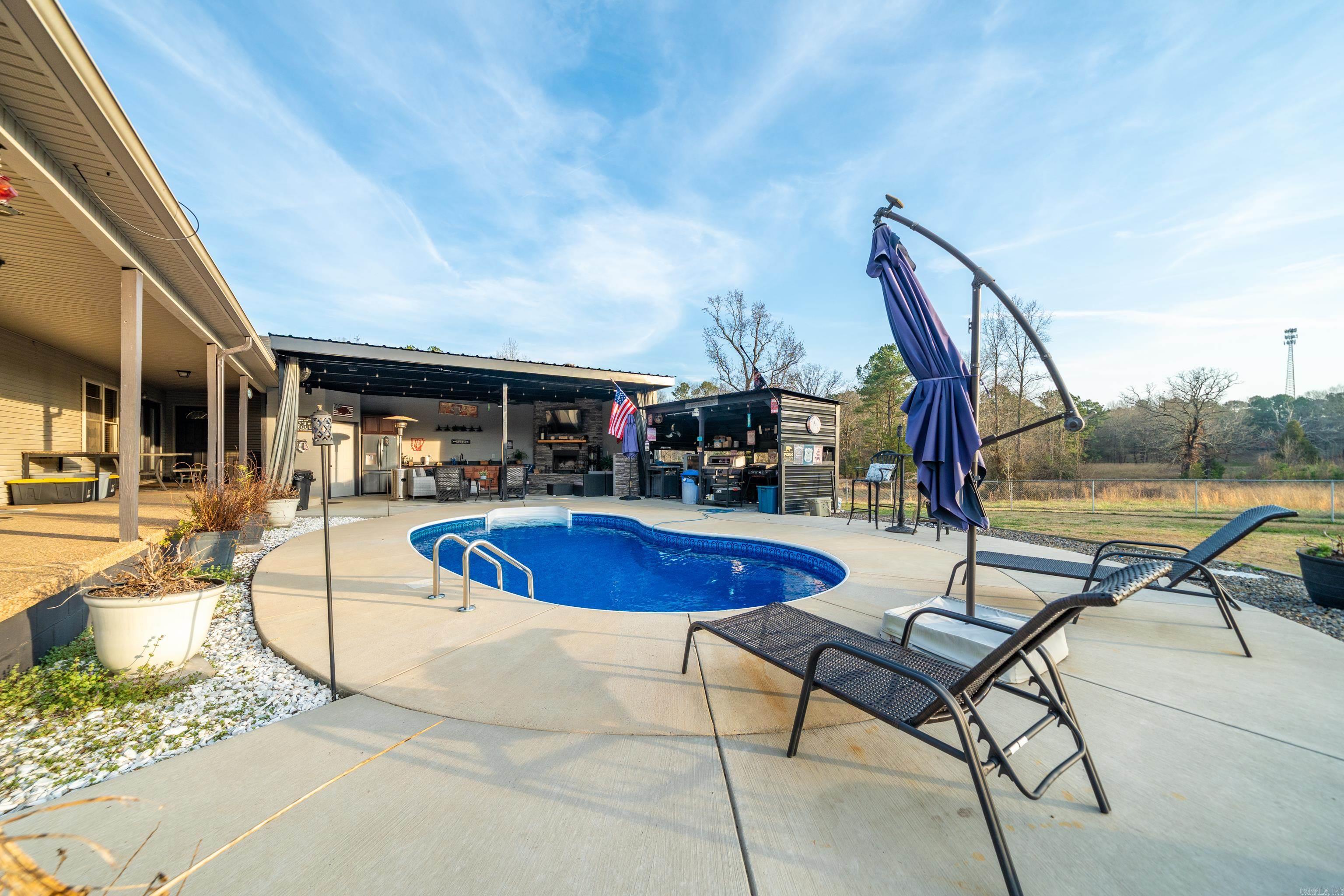 GARLAND - Residential