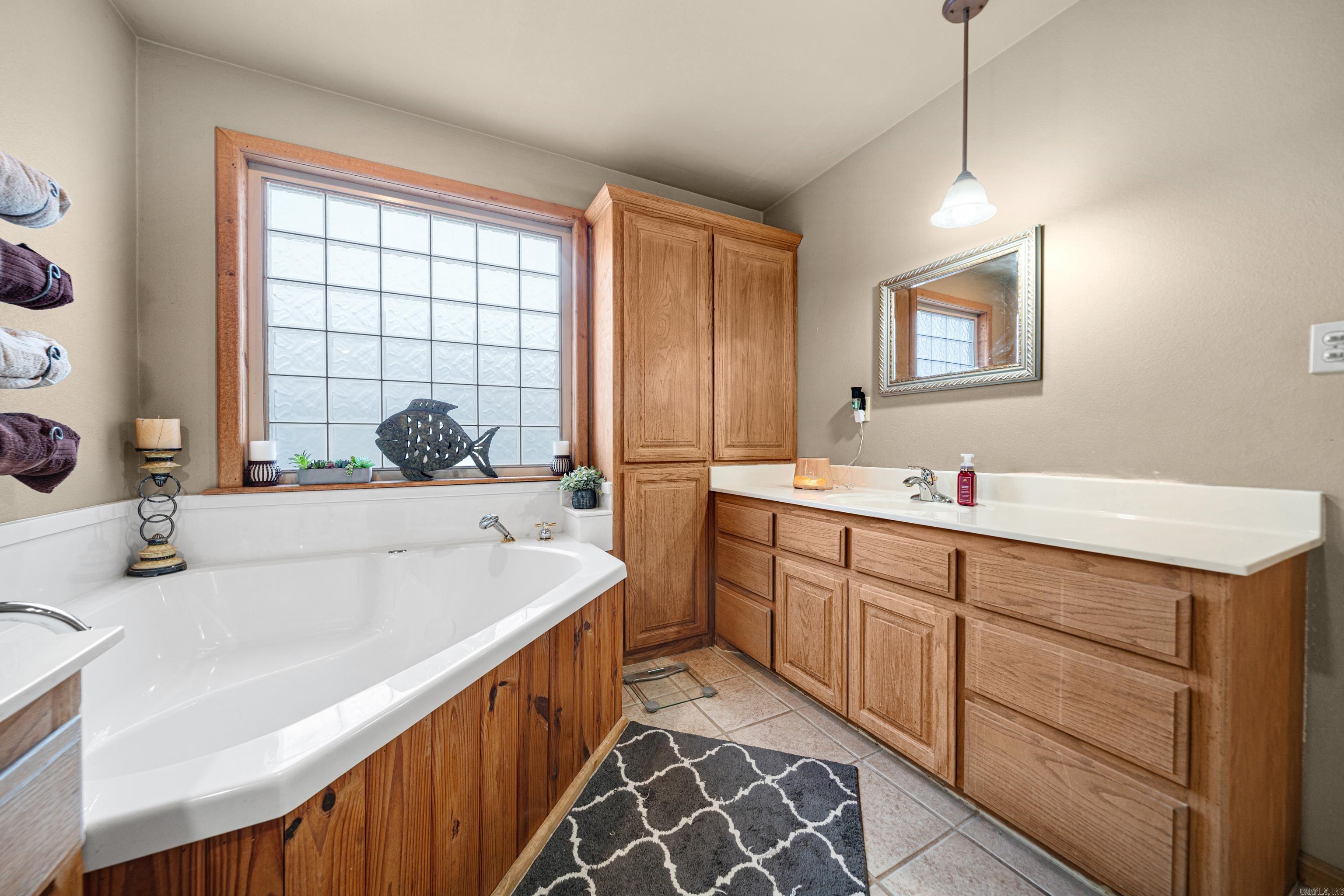 GARLAND - Residential