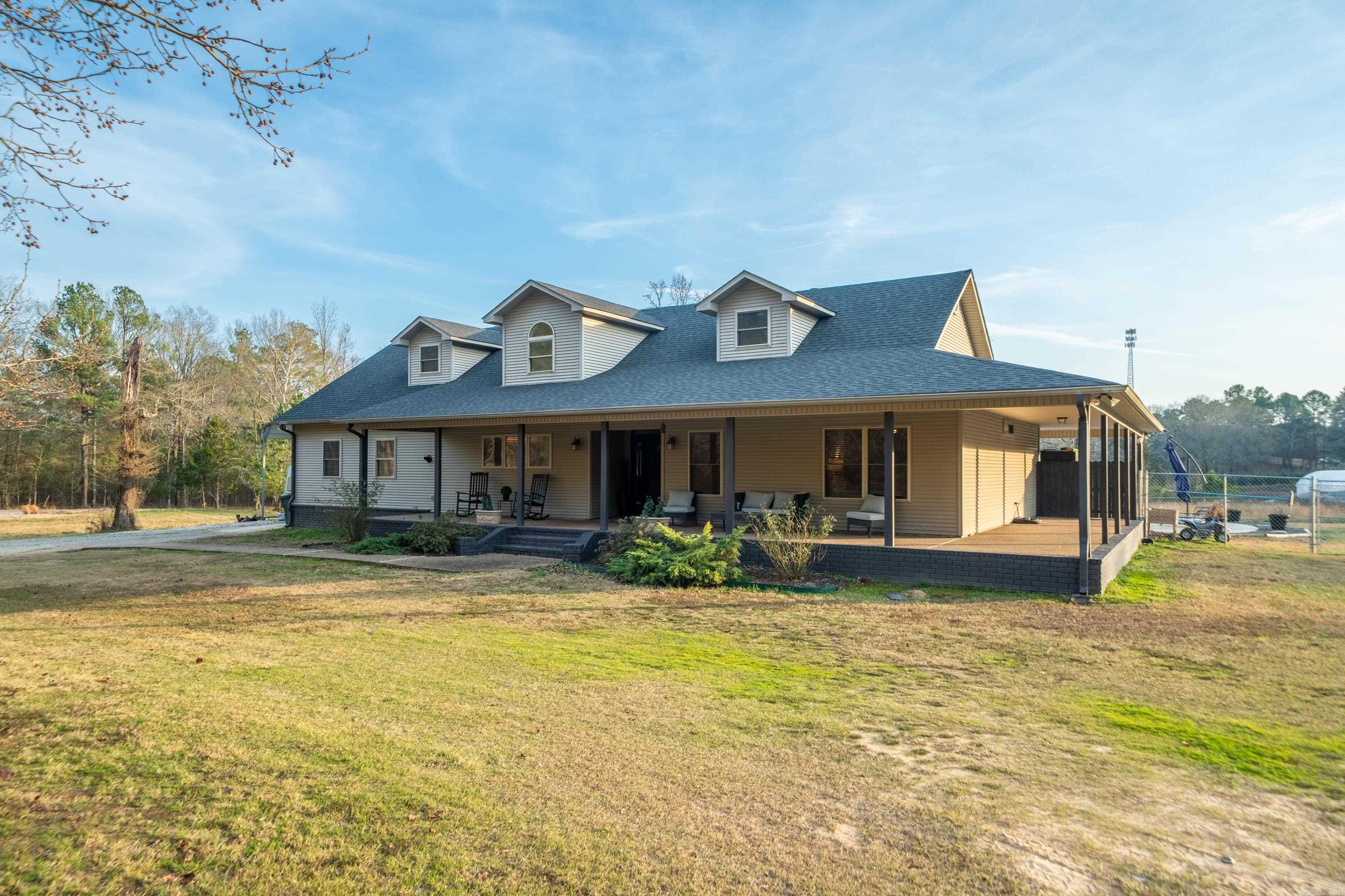 GARLAND - Residential