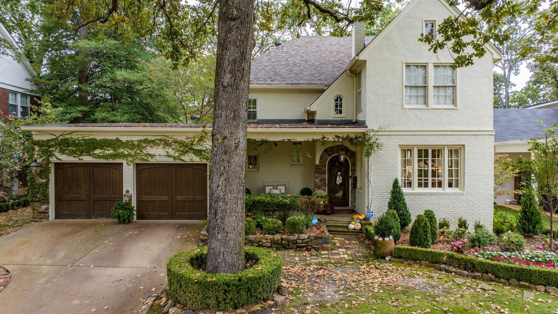SHADOWLAWN - Residential
