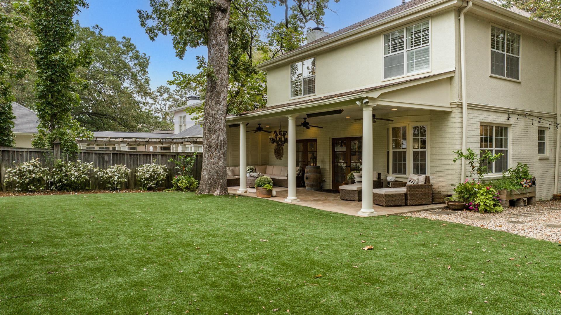 SHADOWLAWN - Residential