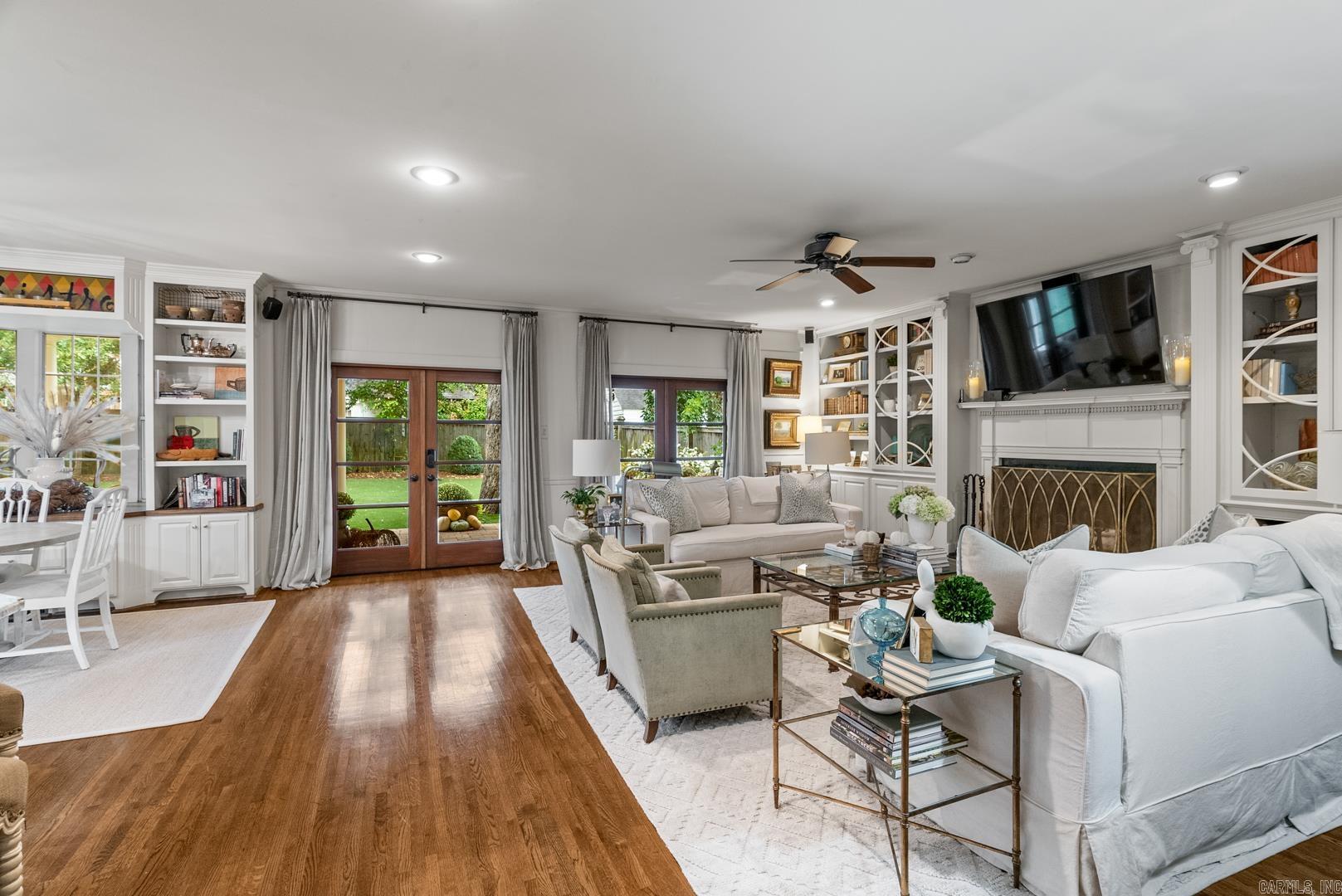 SHADOWLAWN - Residential