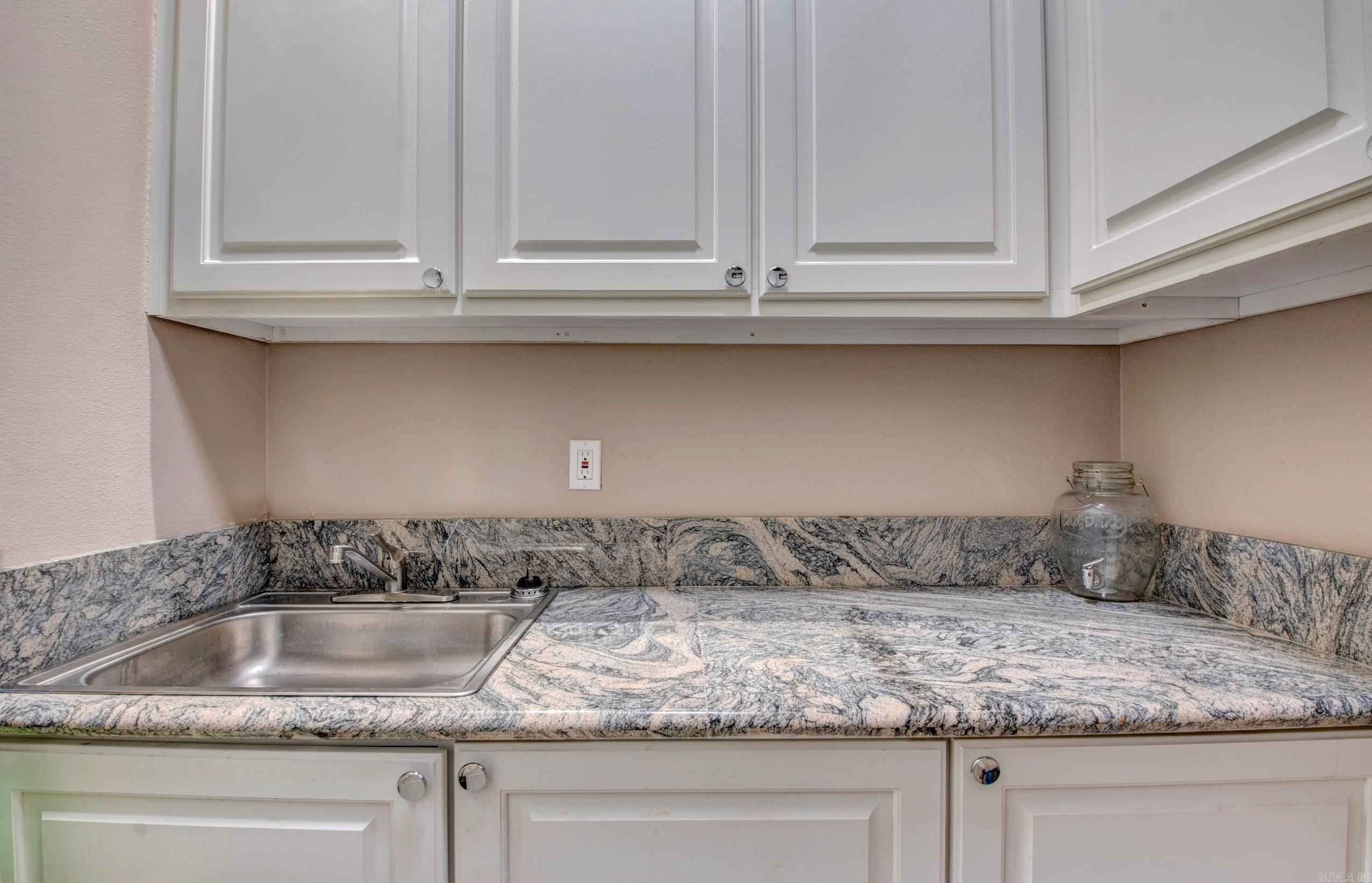 MILLERS CROSSING - Residential
