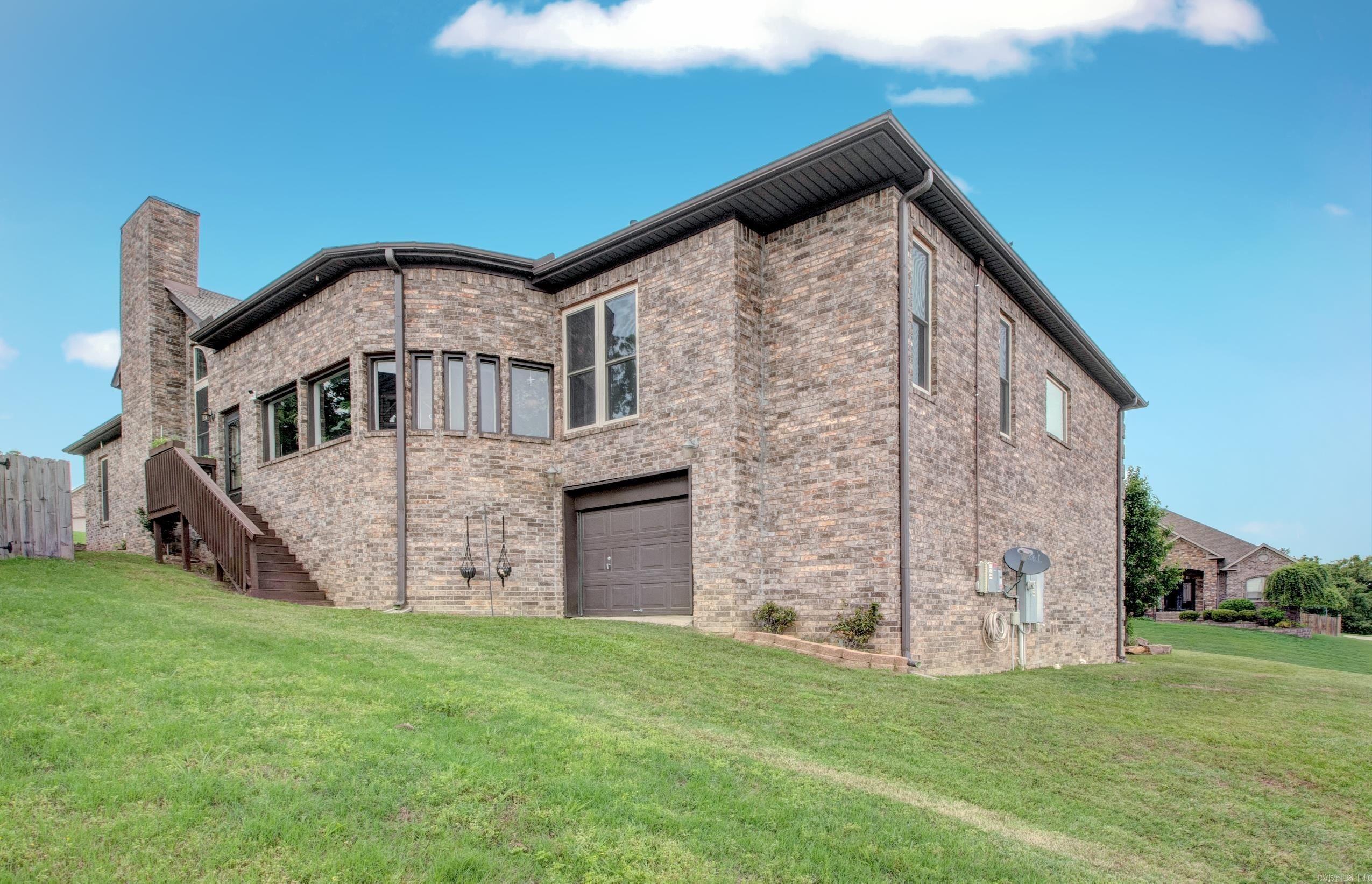 MILLERS CROSSING - Residential