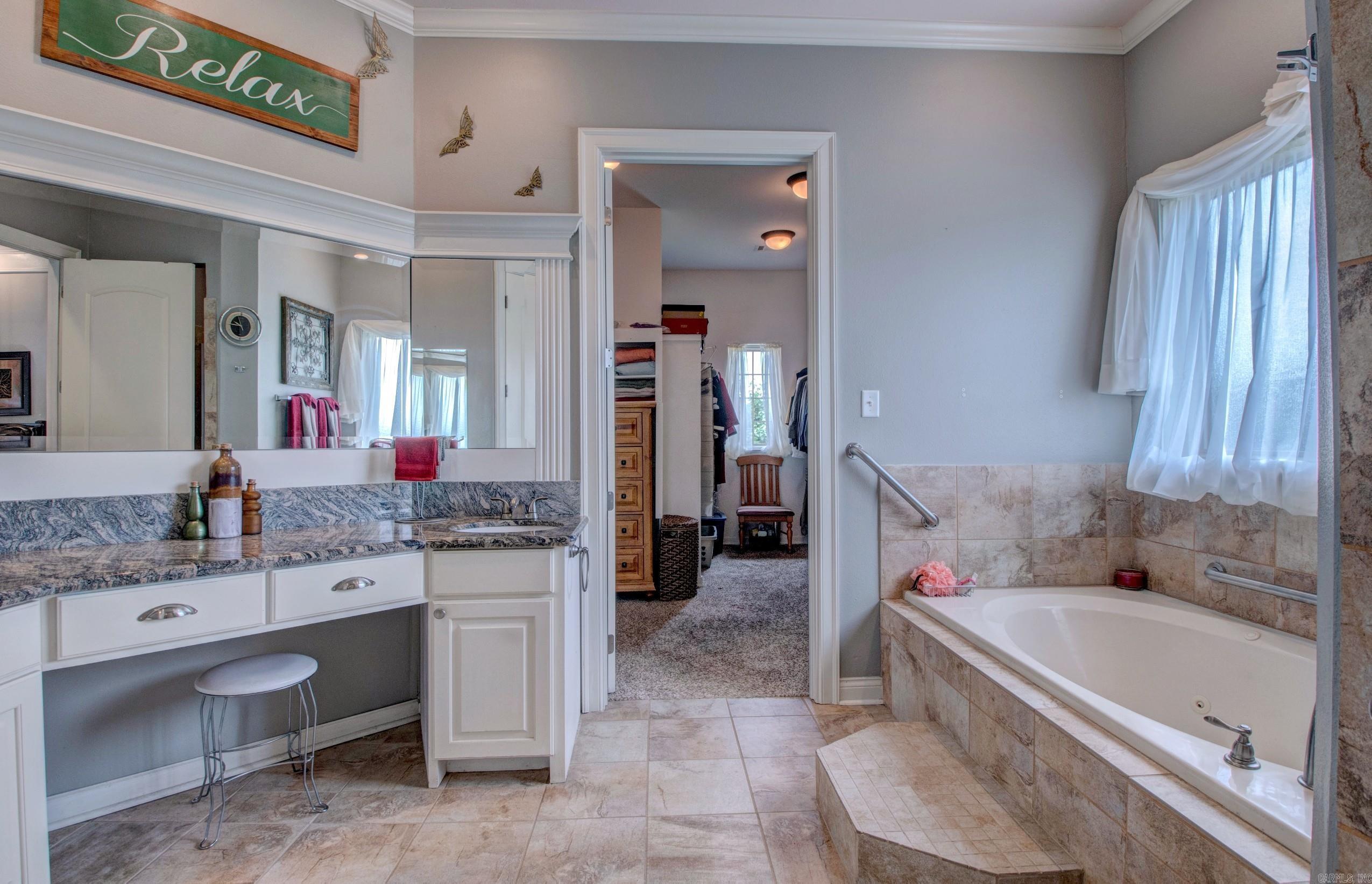 MILLERS CROSSING - Residential