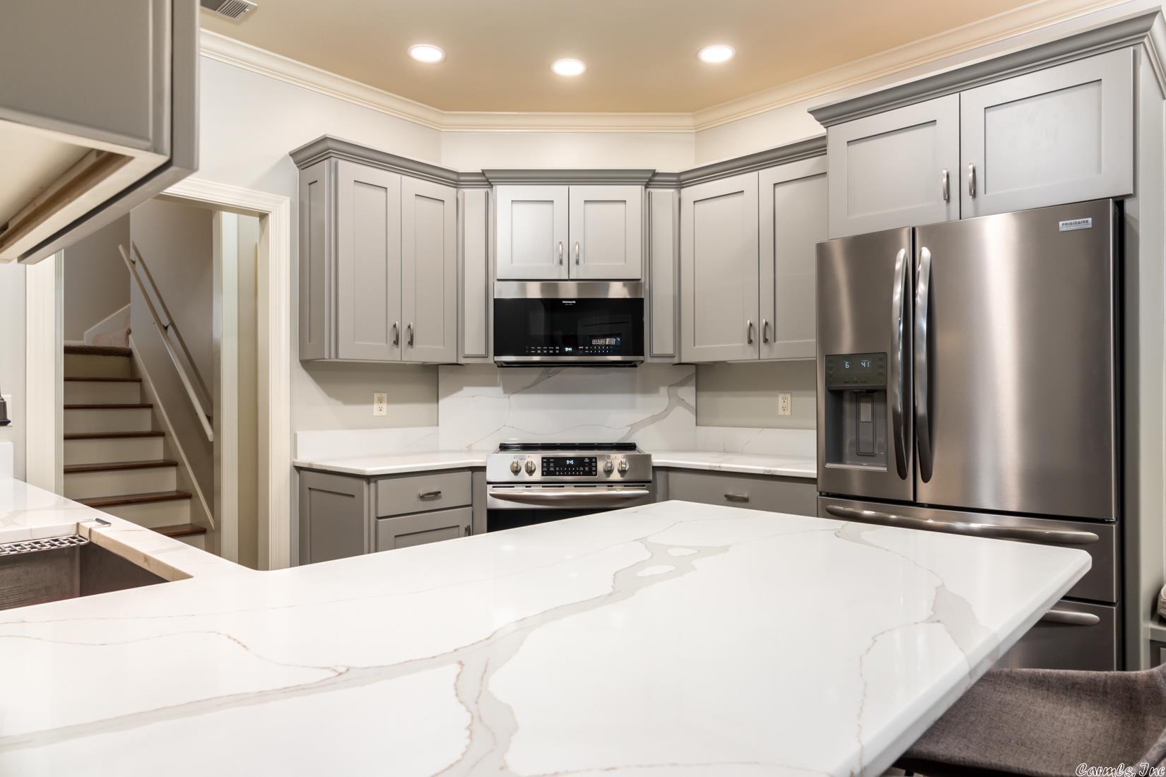 CHENAL VALLEY DUQUESNE COMMUNITY - Residential