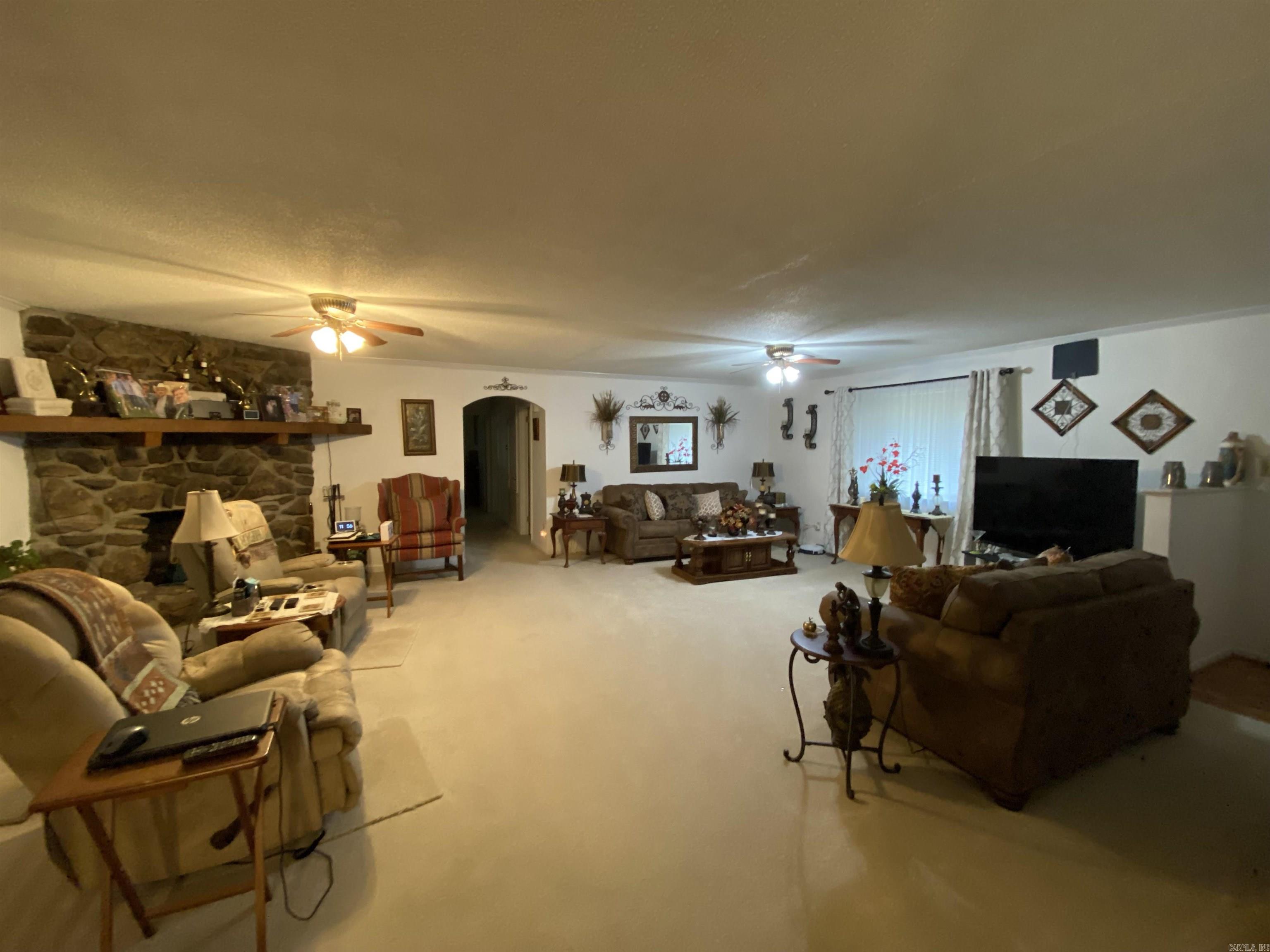 ARBOR OAKS - Residential