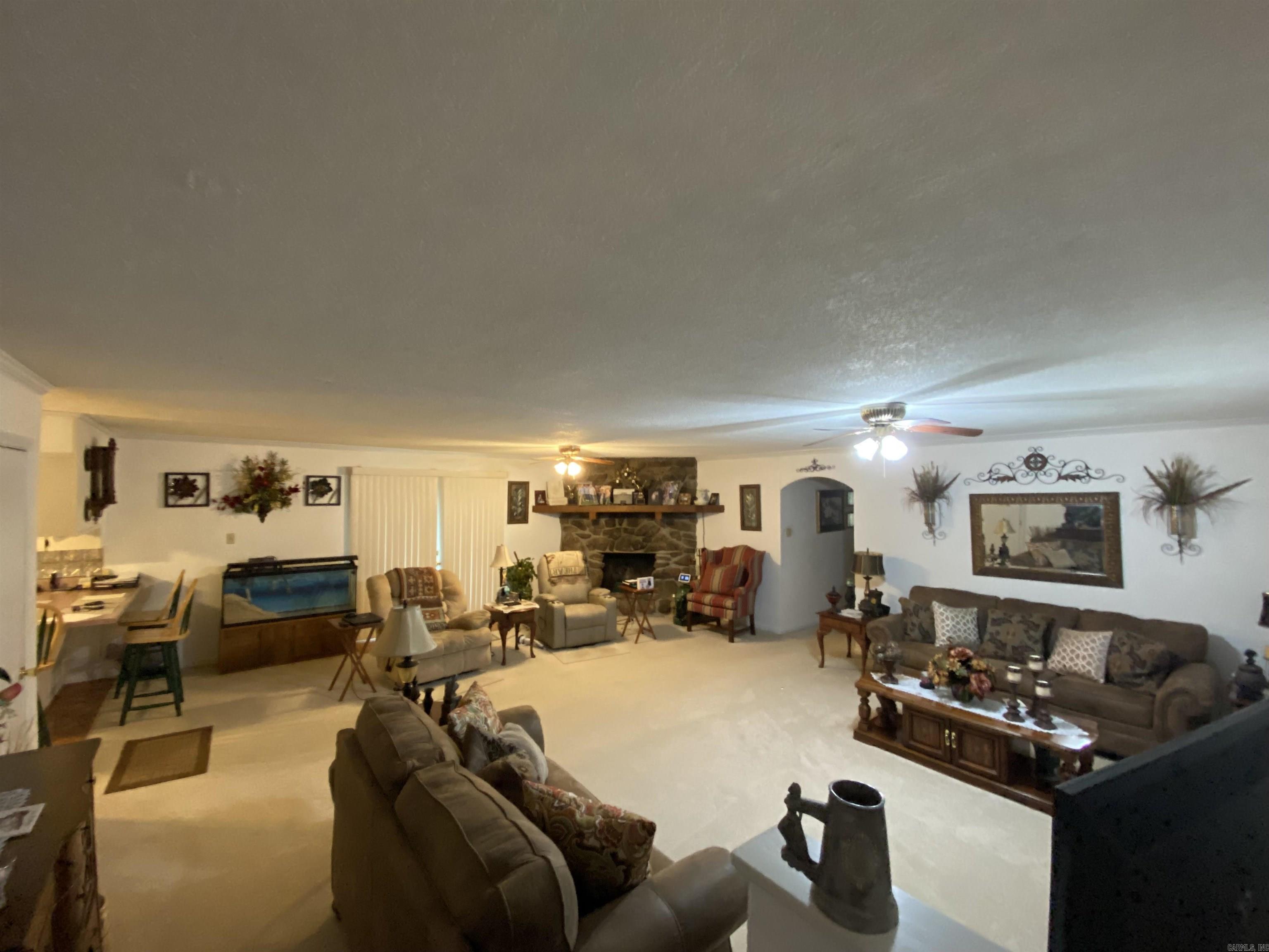 ARBOR OAKS - Residential
