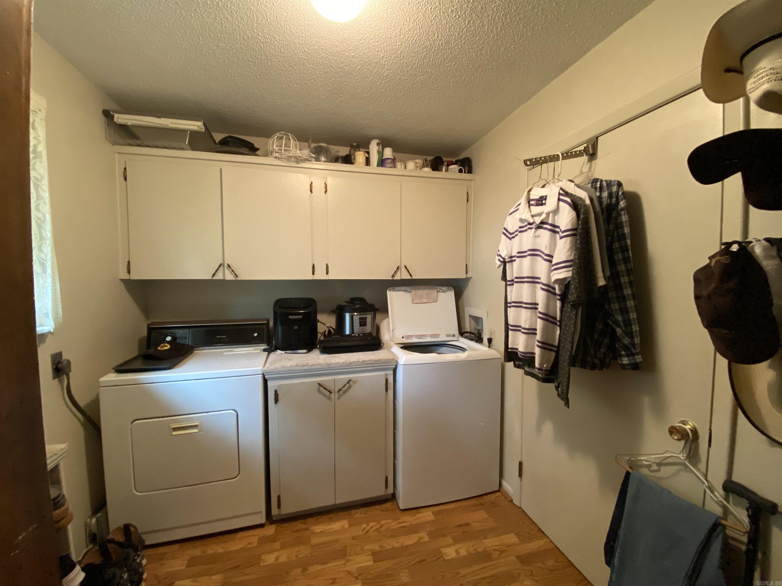 ARBOR OAKS - Residential