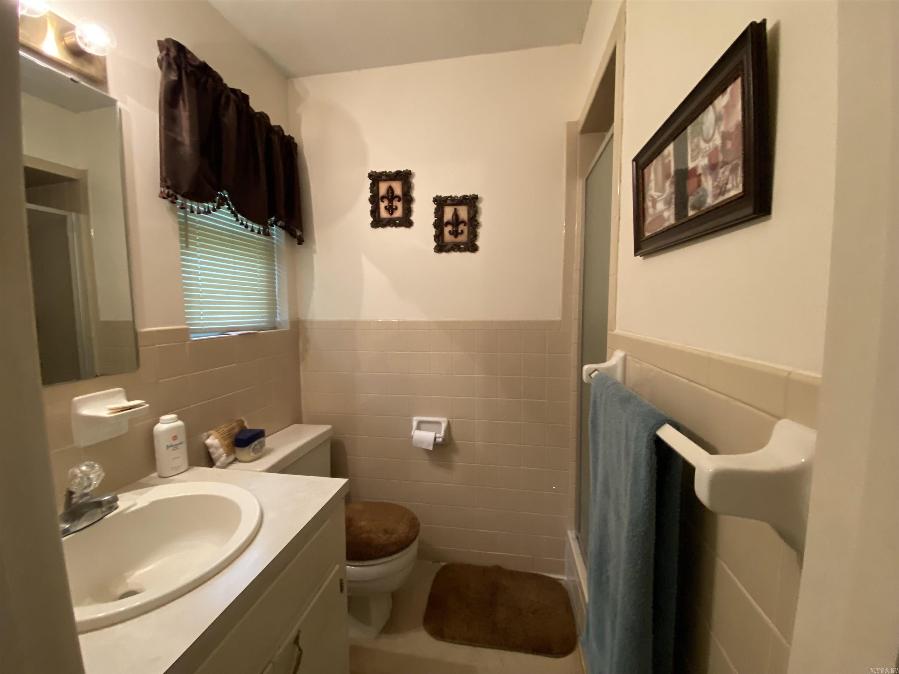 ARBOR OAKS - Residential