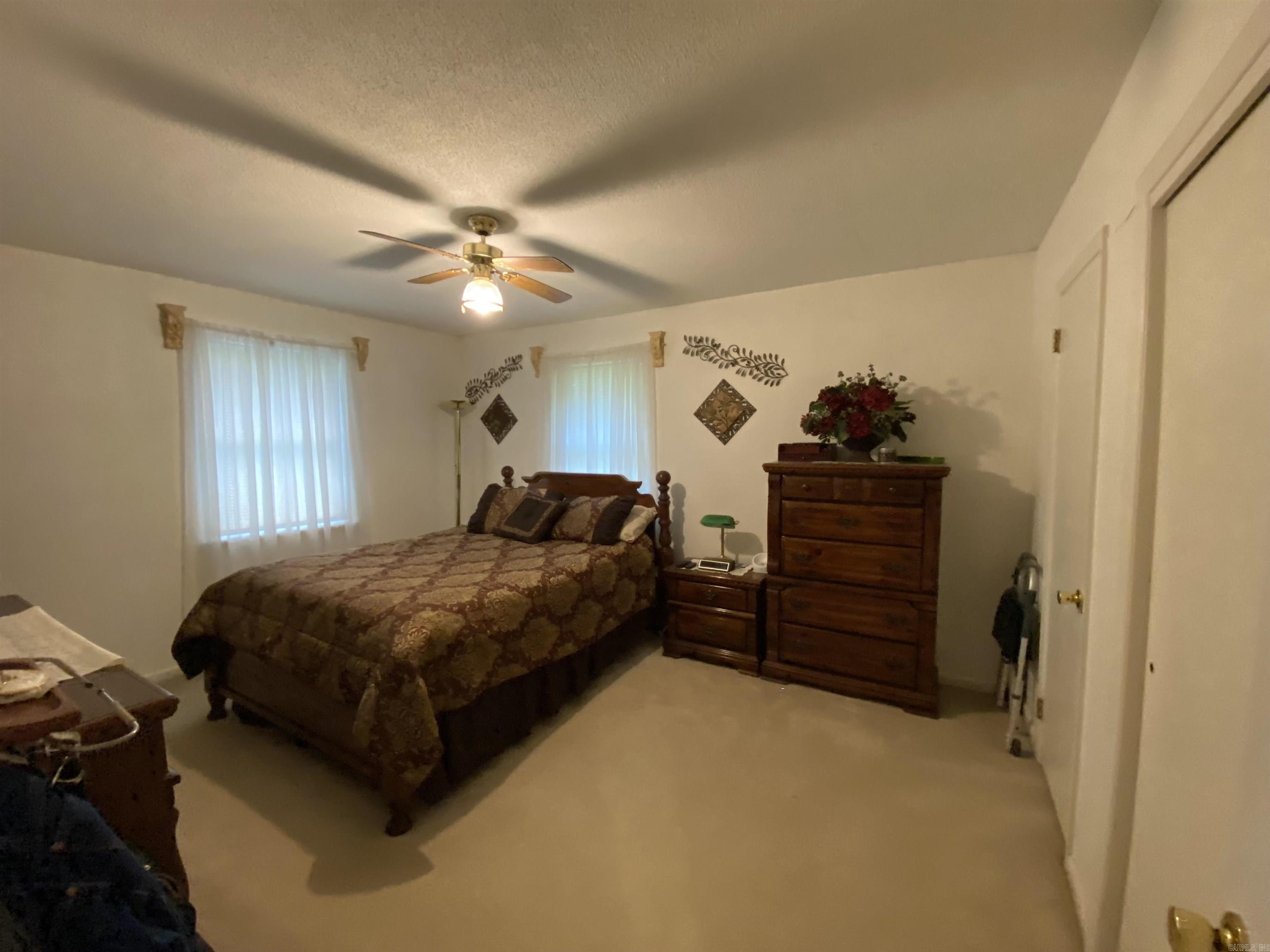 ARBOR OAKS - Residential