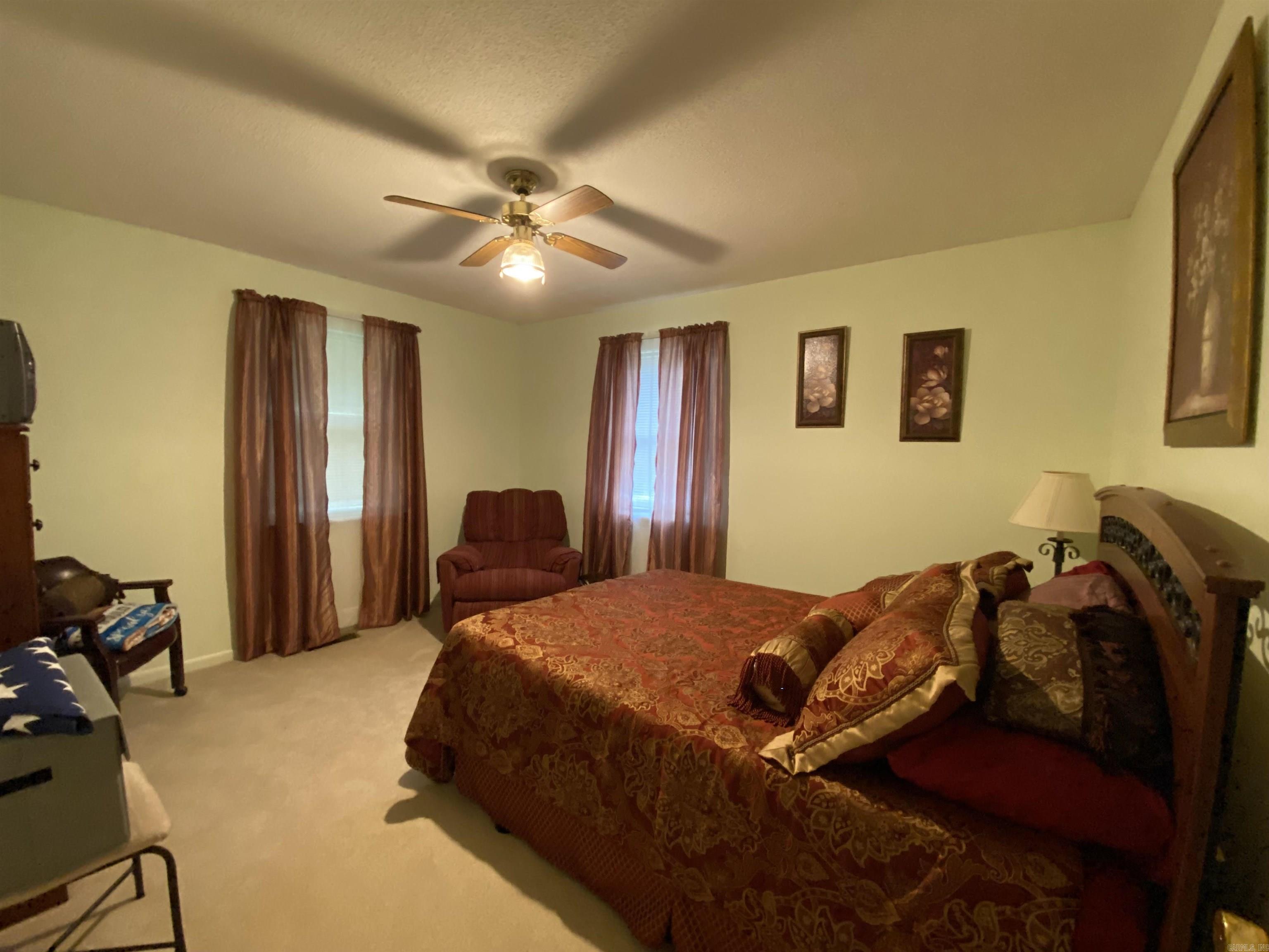 ARBOR OAKS - Residential