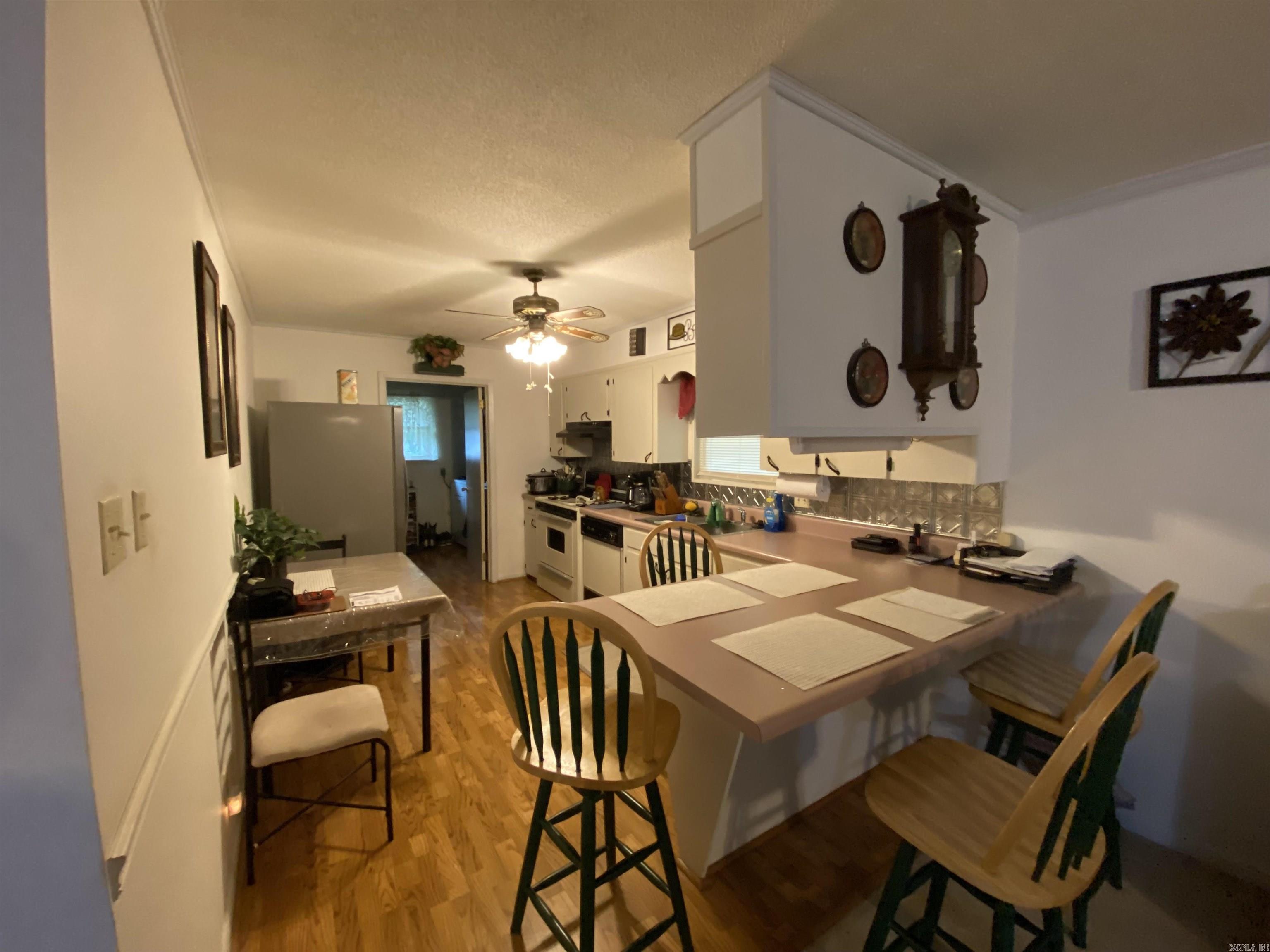 ARBOR OAKS - Residential