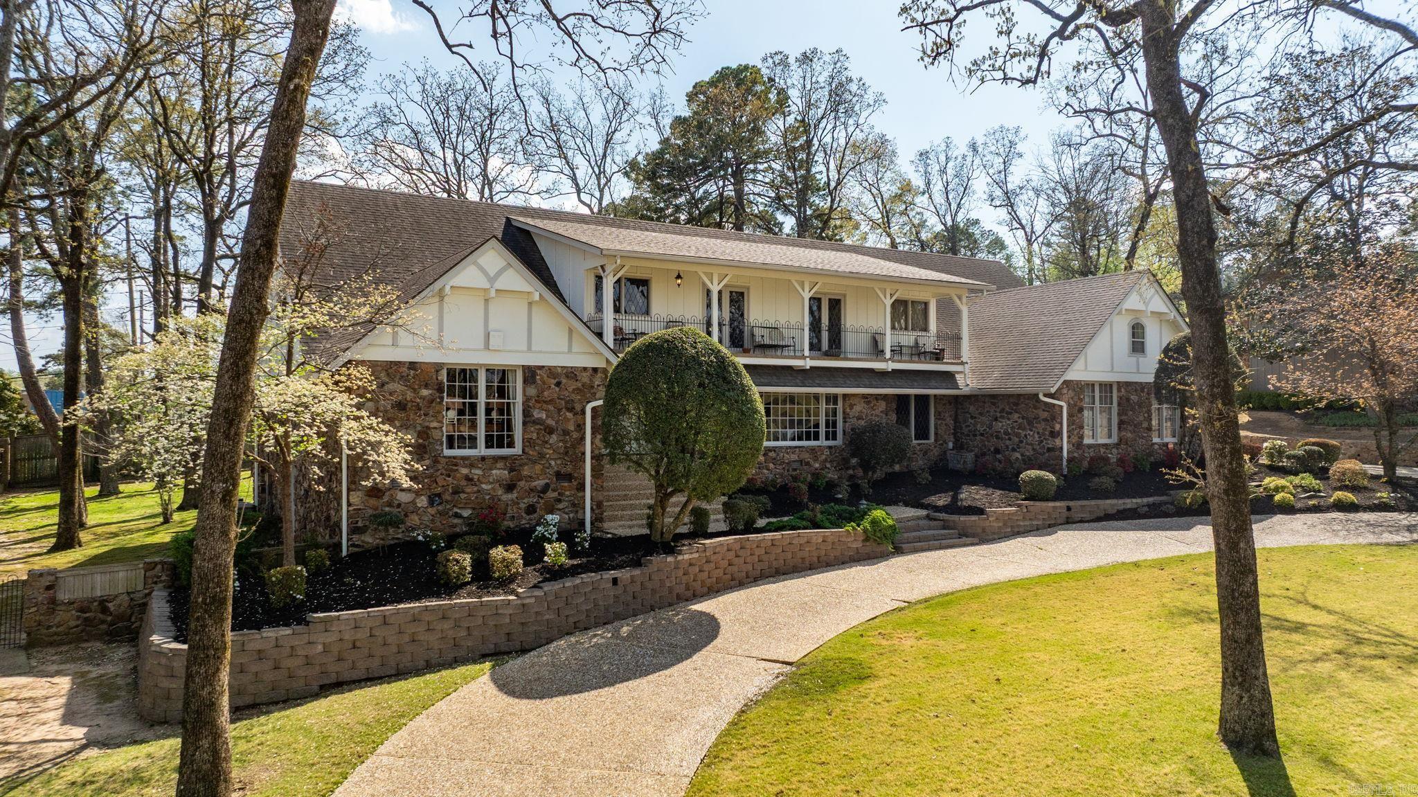 PLEASANT VALLEY - Residential