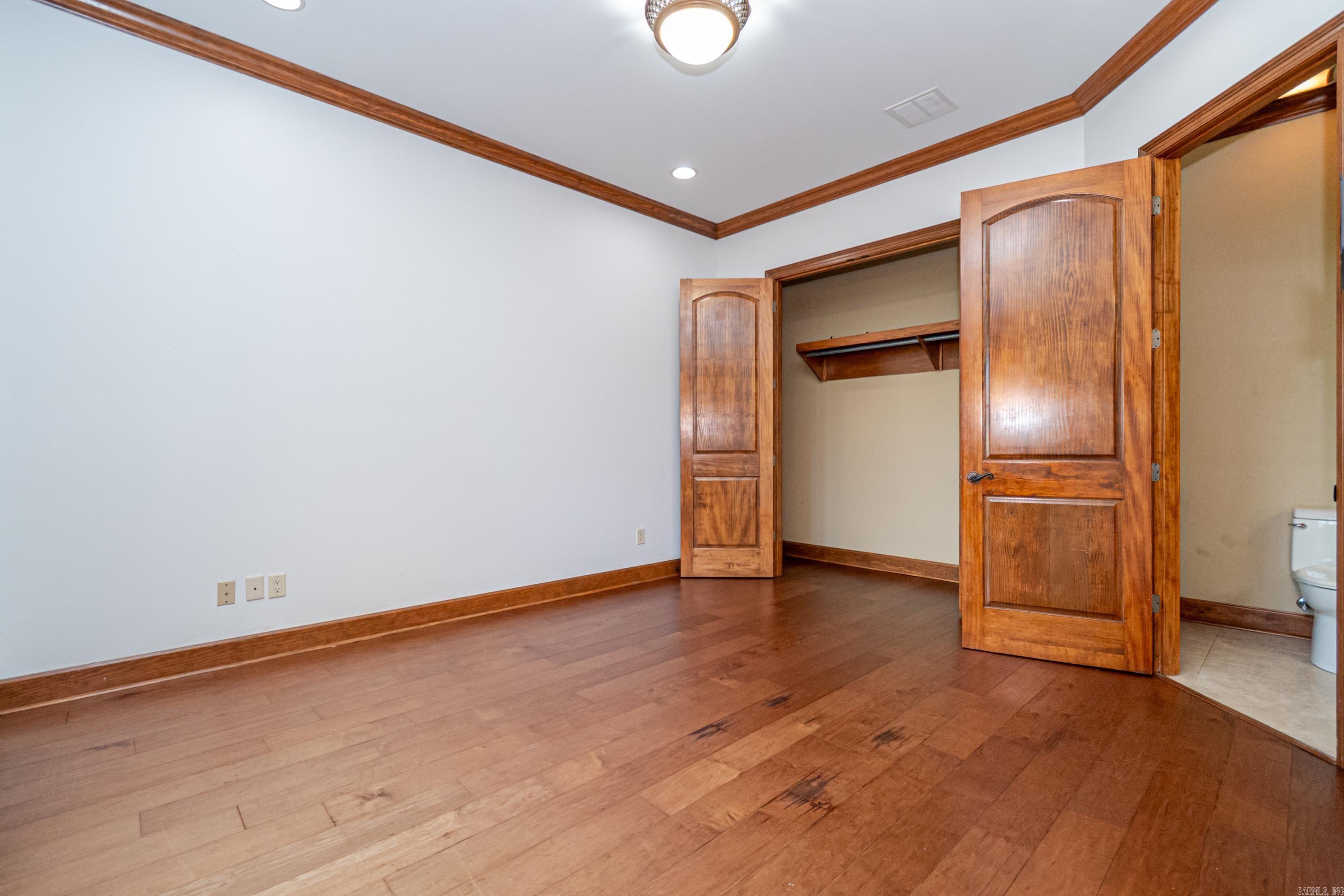 TIMBER HILLS - Residential