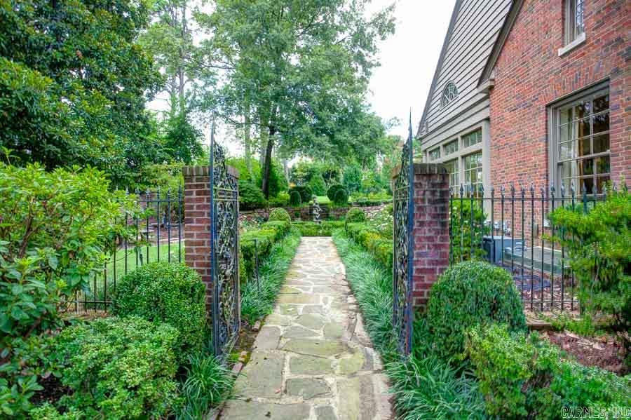 Edge Hill - Residential