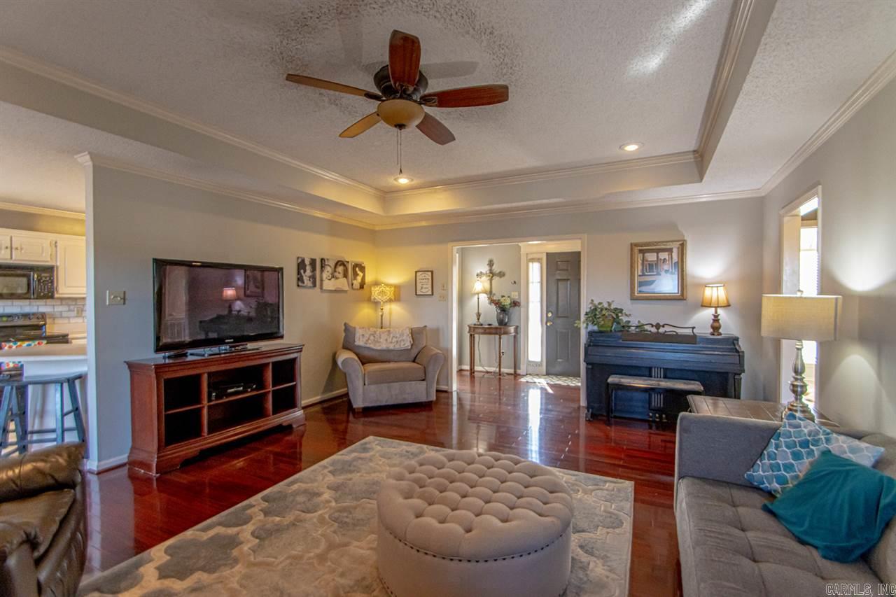 COUNTRY CLUB OF ARK THE - Residential