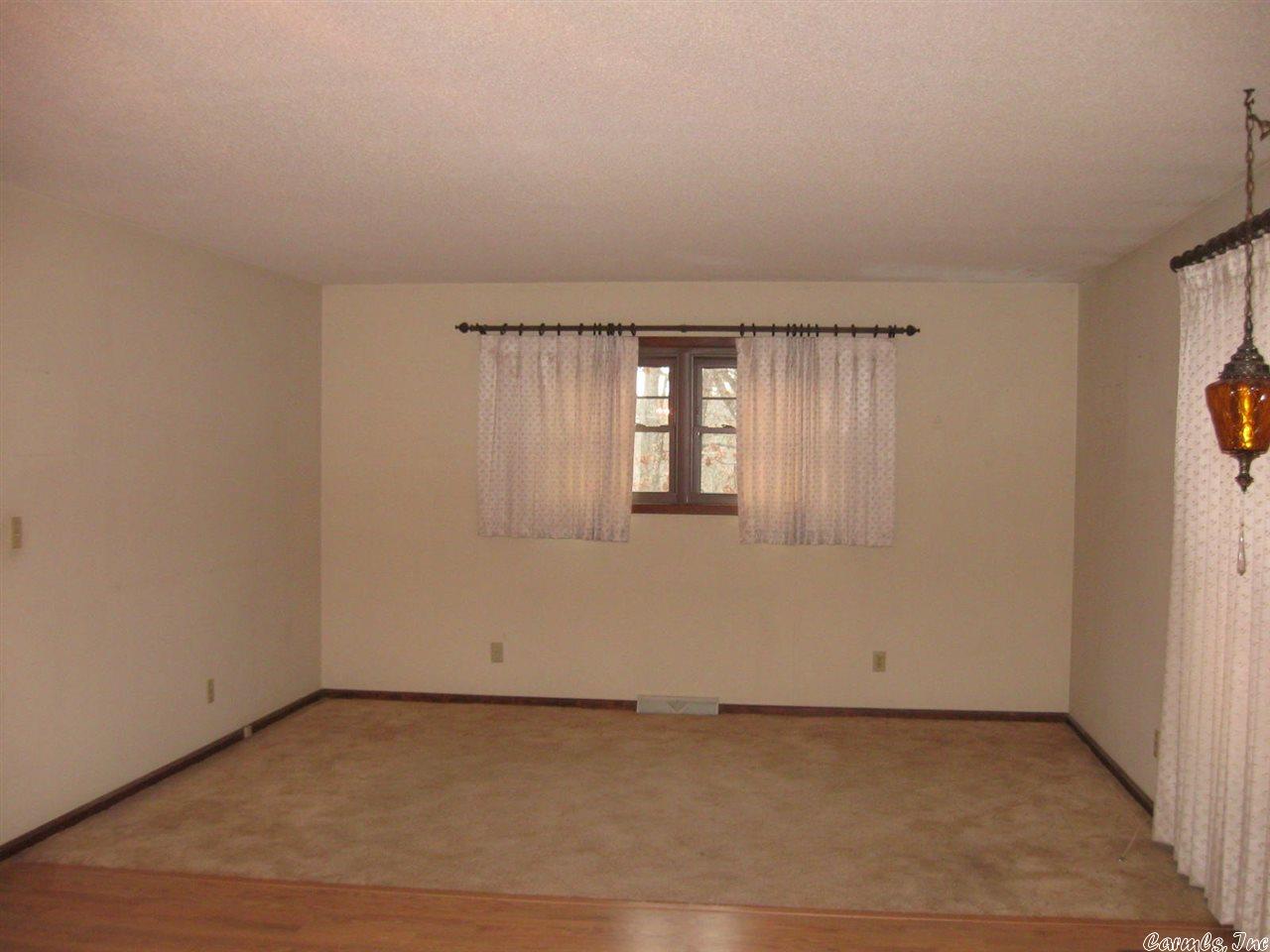 Chickasaw Second - Residential