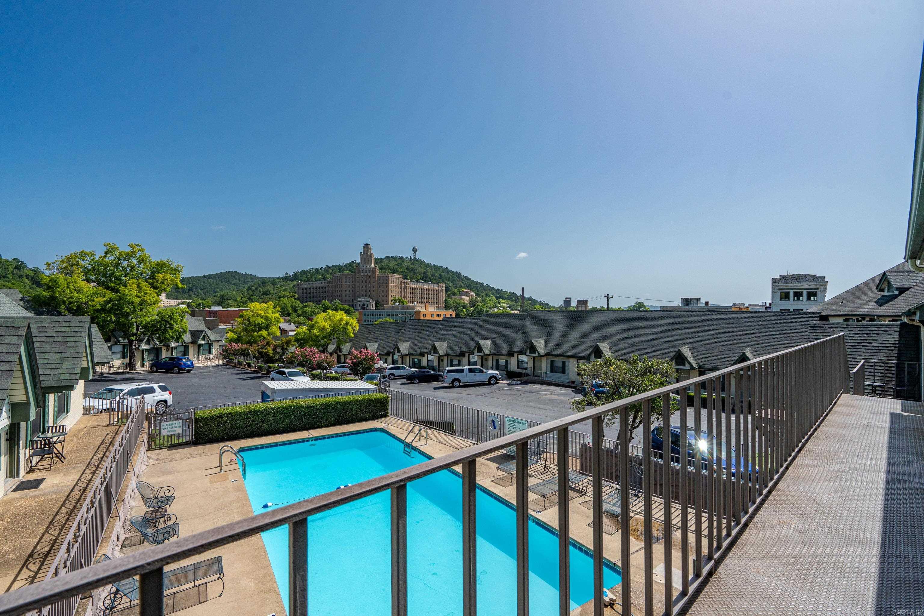 COURTYARD HPR - Residential