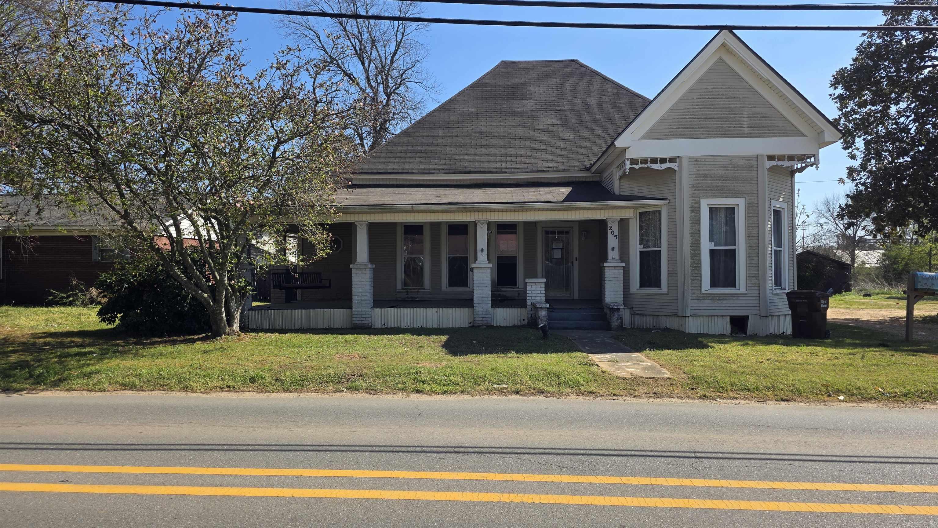 ORIGINAL TOWN OF WARREN - Residential