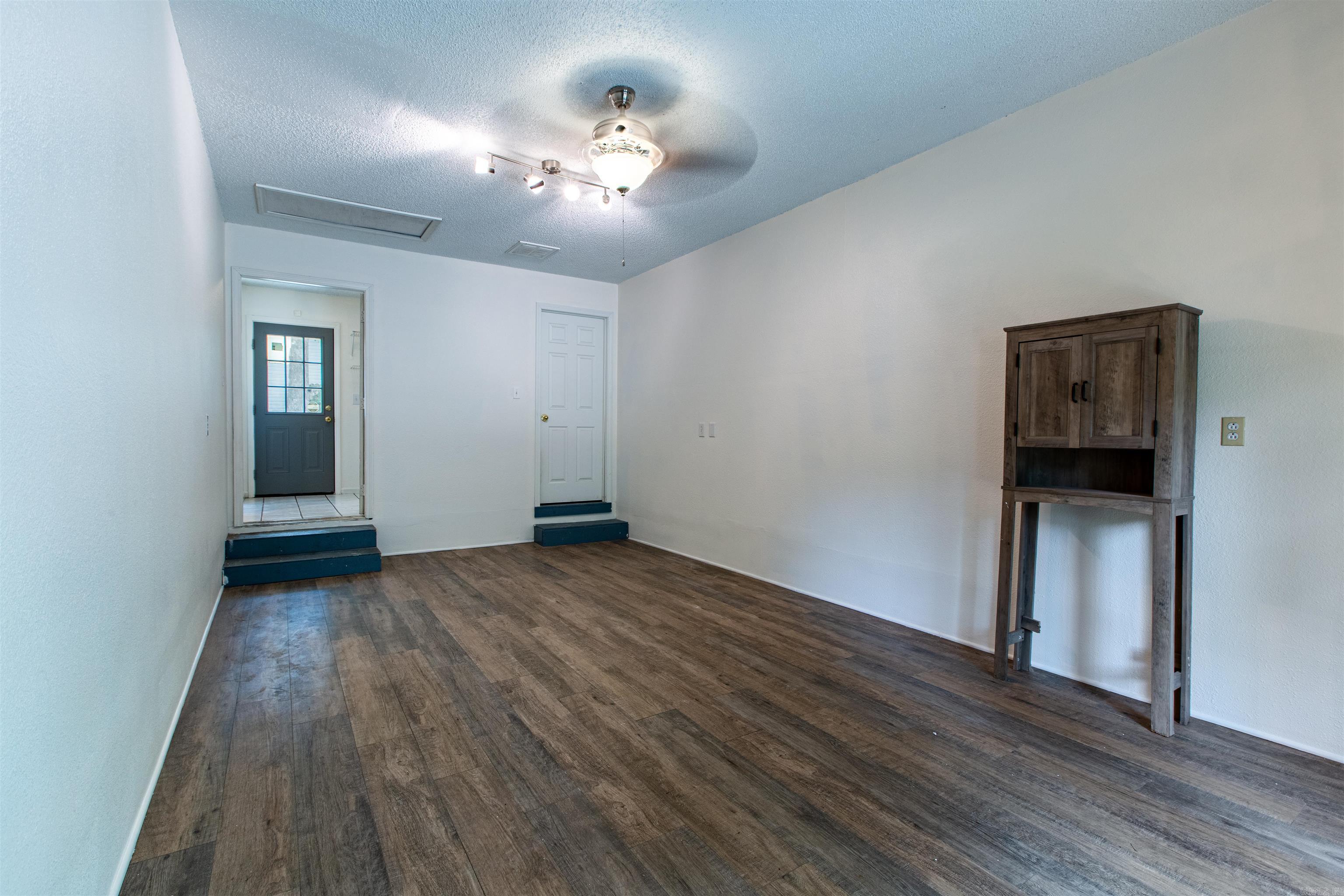 Lake Hamilton Shores - Residential