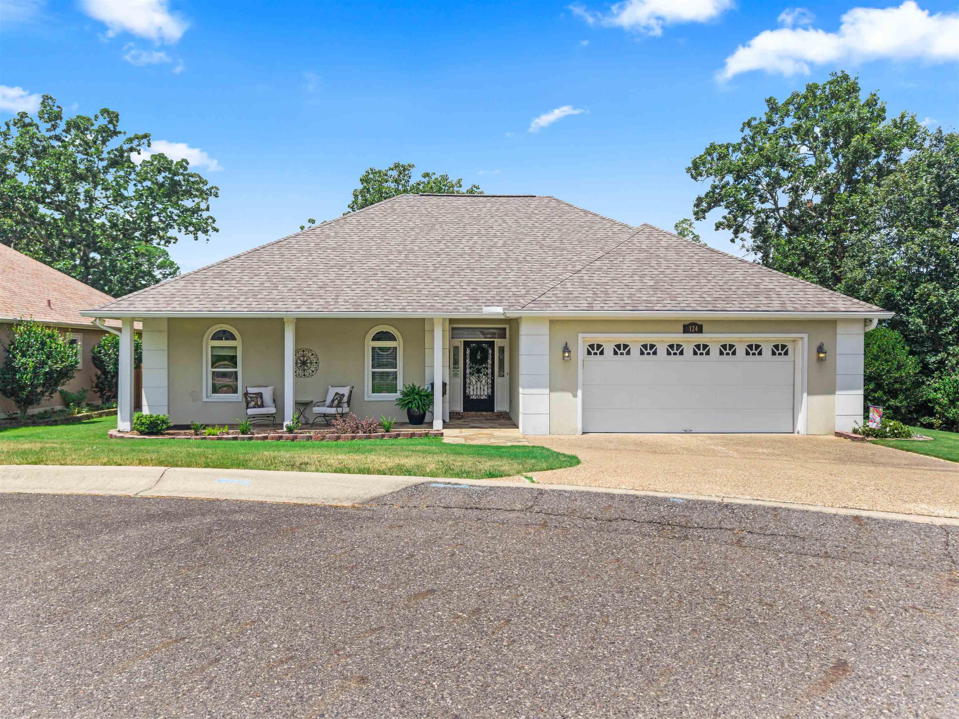 BAYHILL - Residential