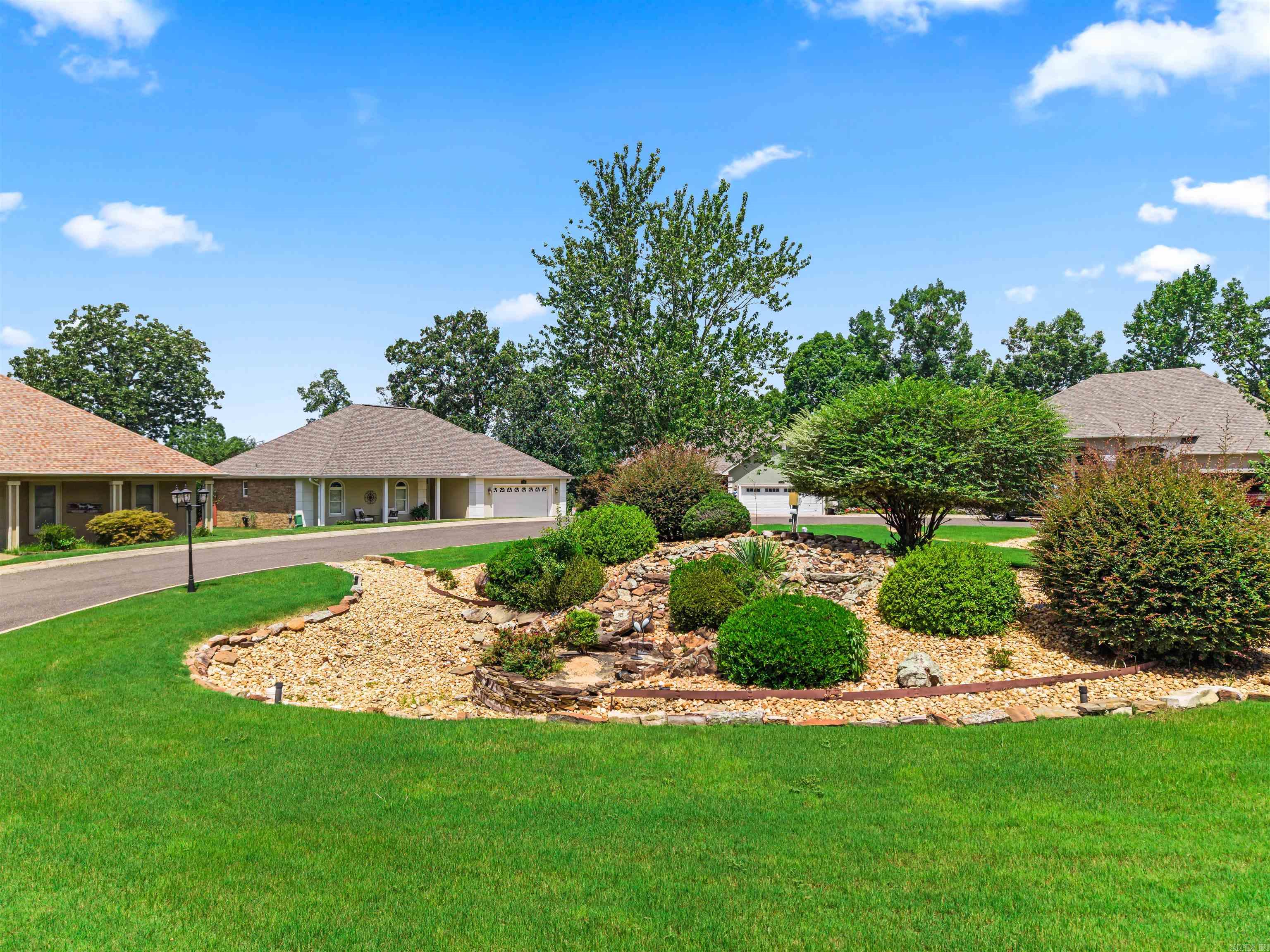 BAYHILL - Residential