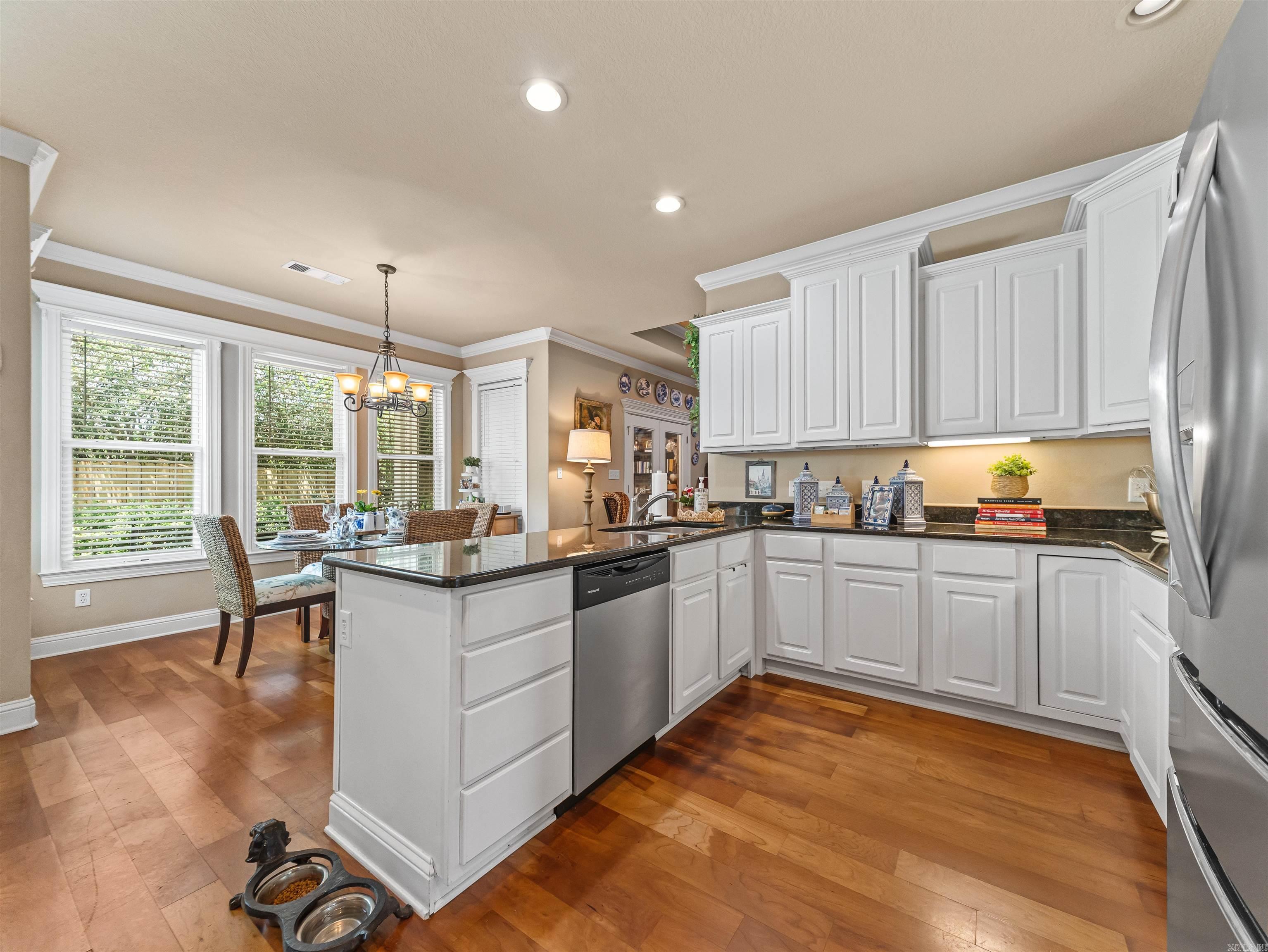 BAYHILL - Residential