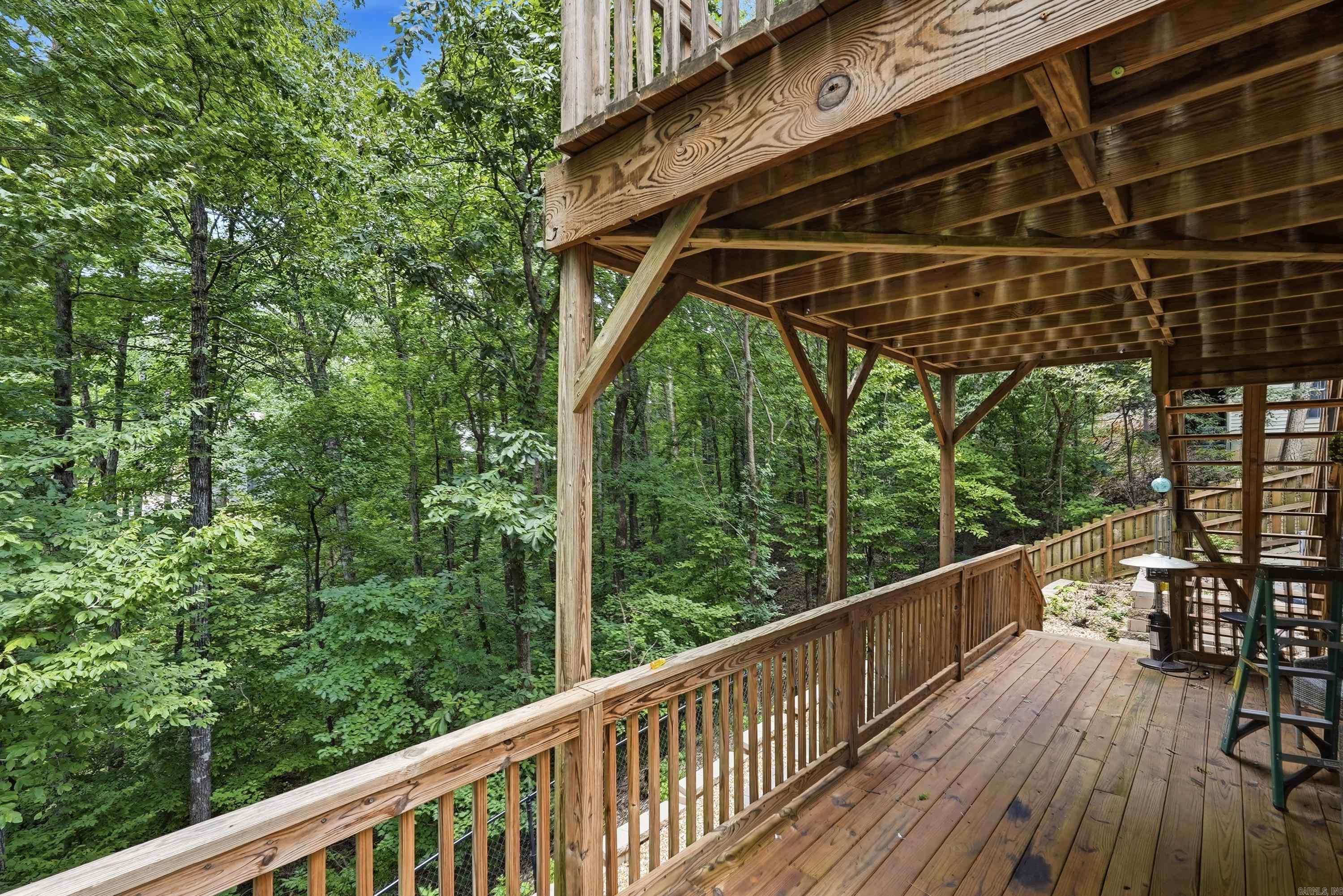 RIVER OAKS - Residential