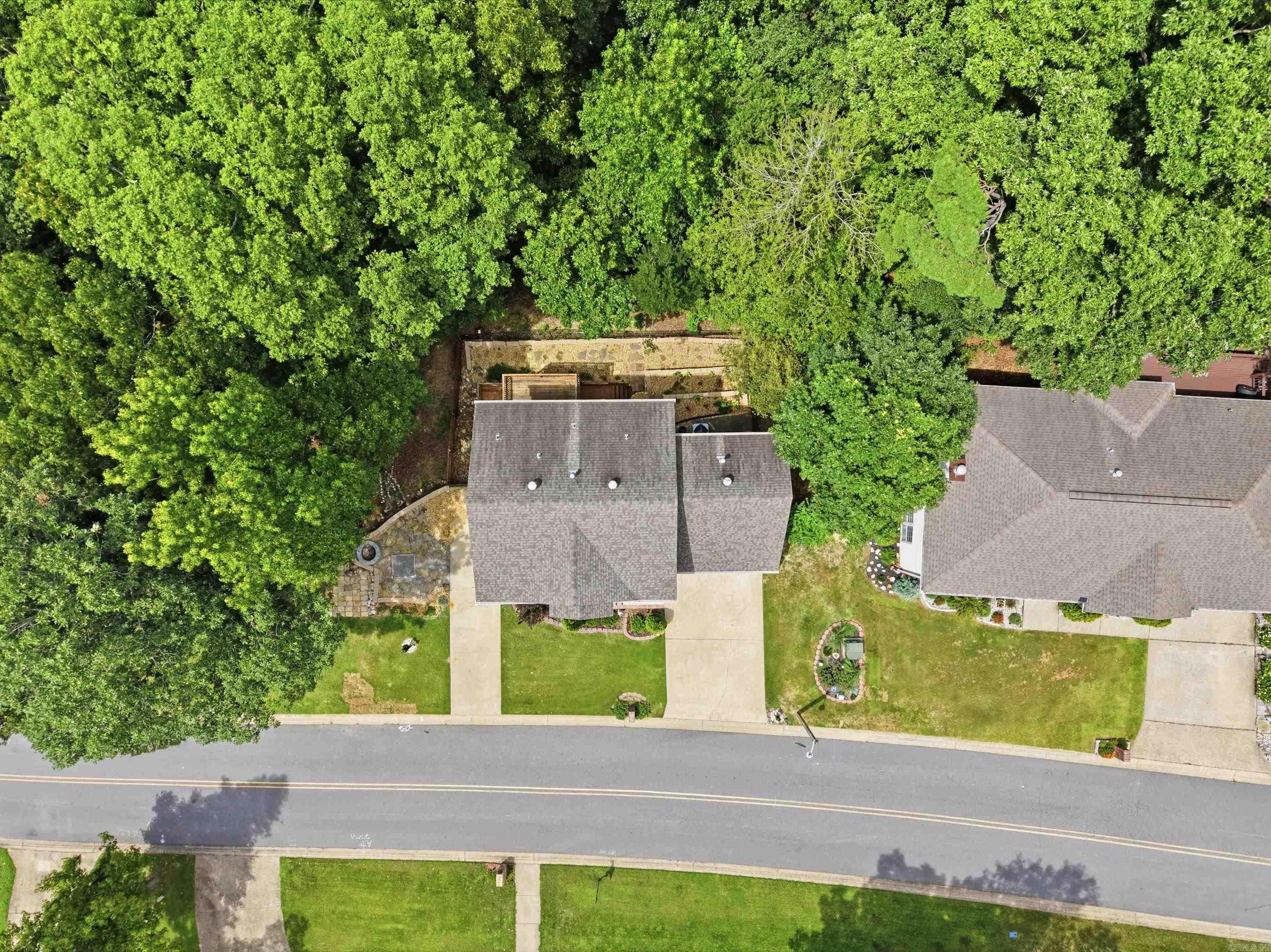 RIVER OAKS - Residential