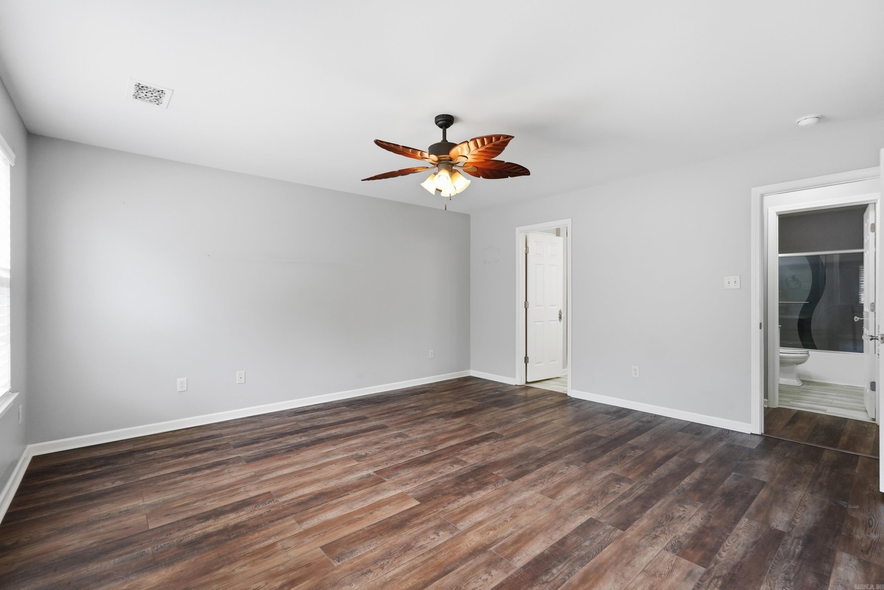 RIVER OAKS - Residential