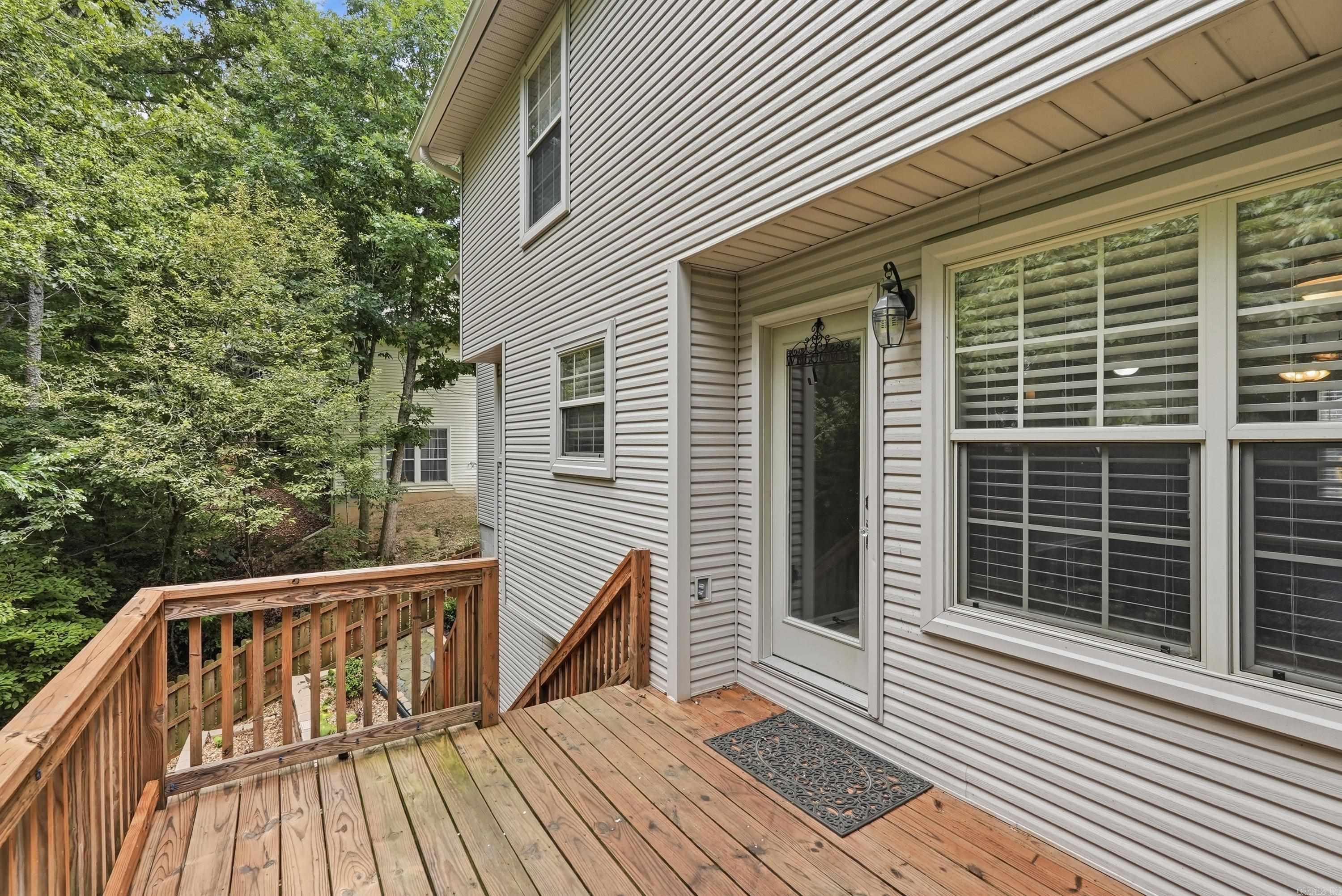 RIVER OAKS - Residential