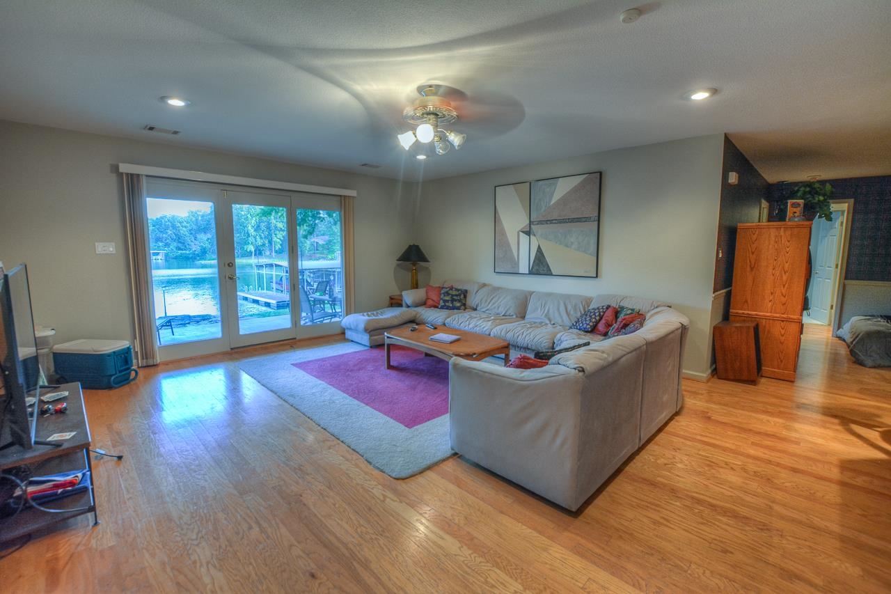 Stonegate Shores Phase I - Residential