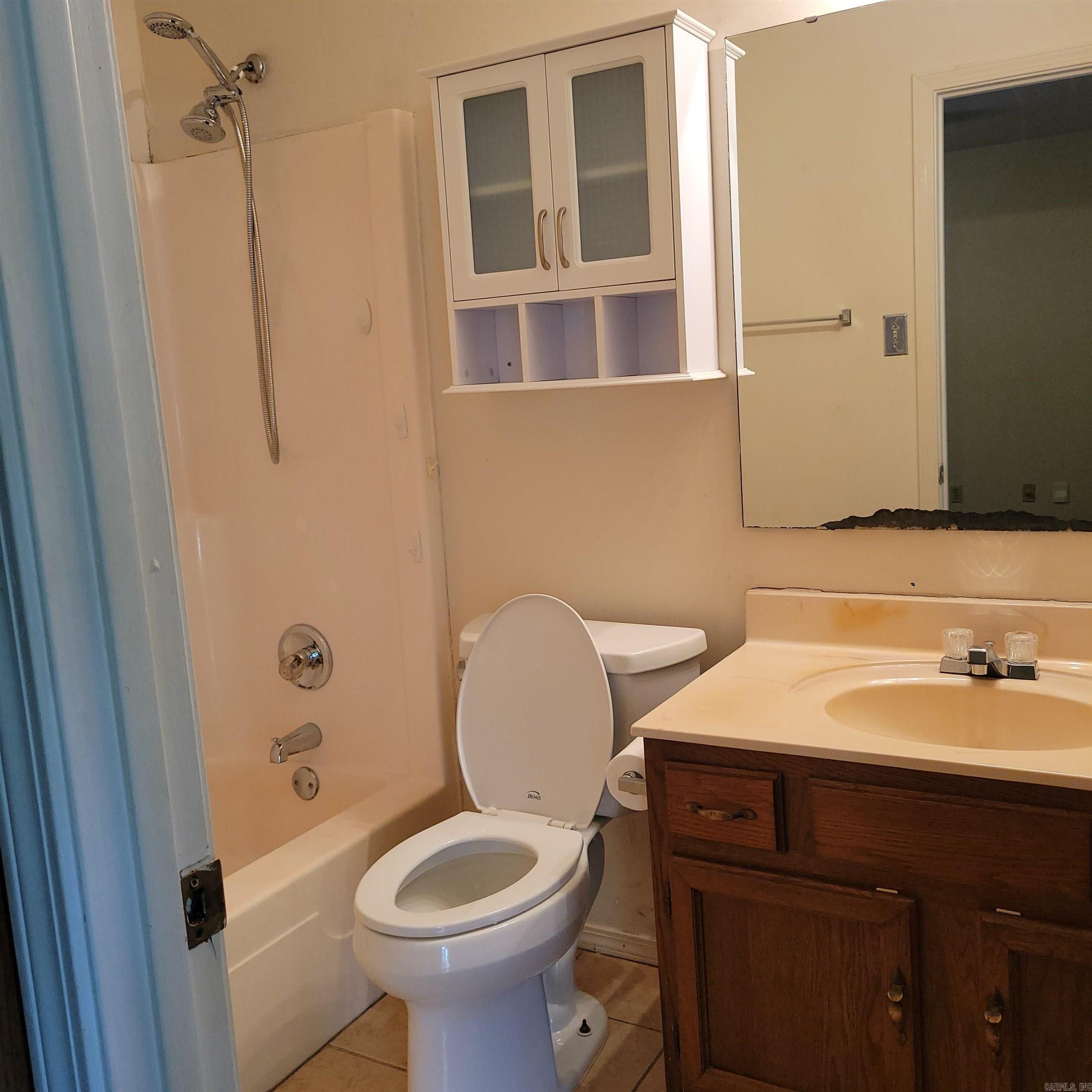 ROLLING OAKS ADDN - Residential