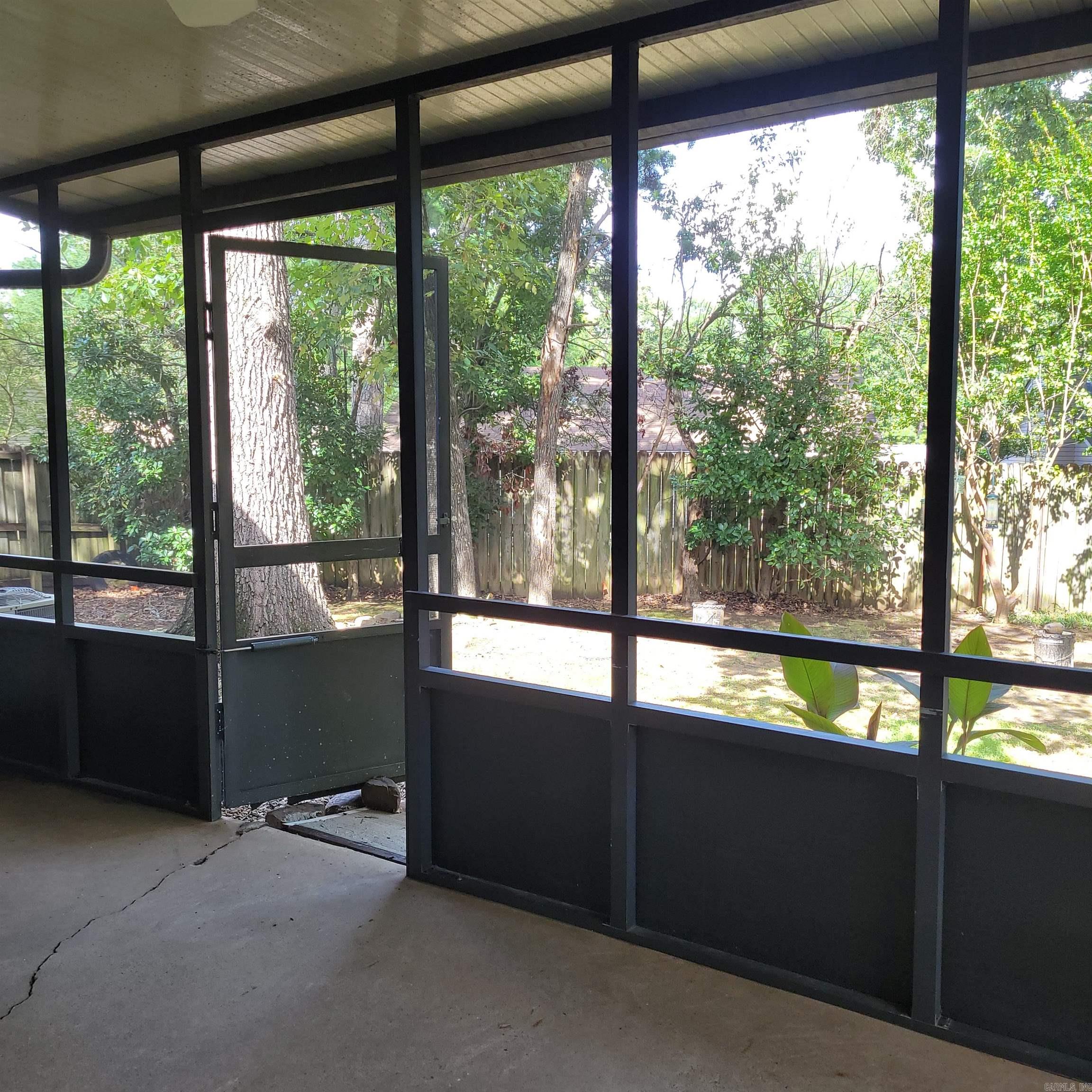 ROLLING OAKS ADDN - Residential