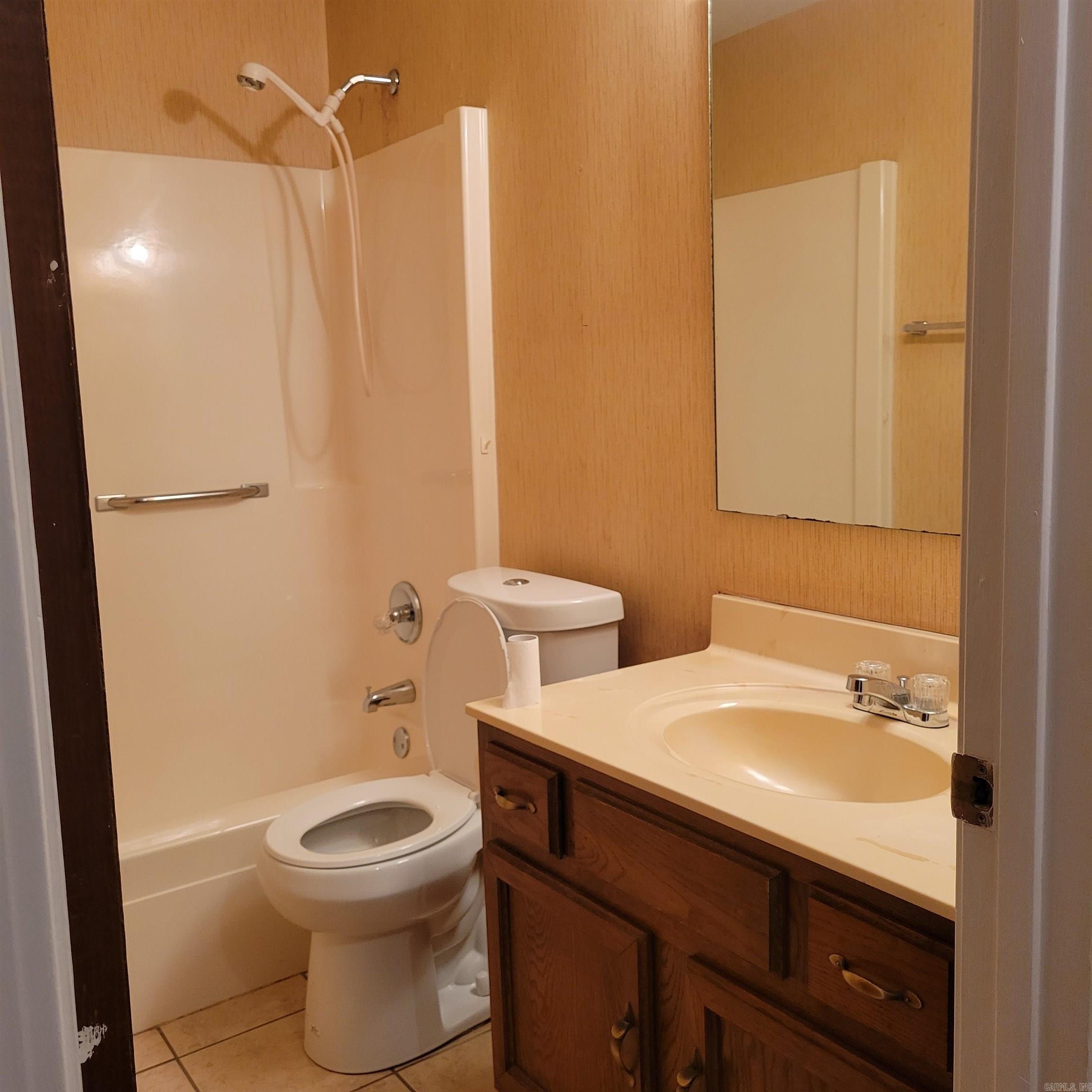 ROLLING OAKS ADDN - Residential