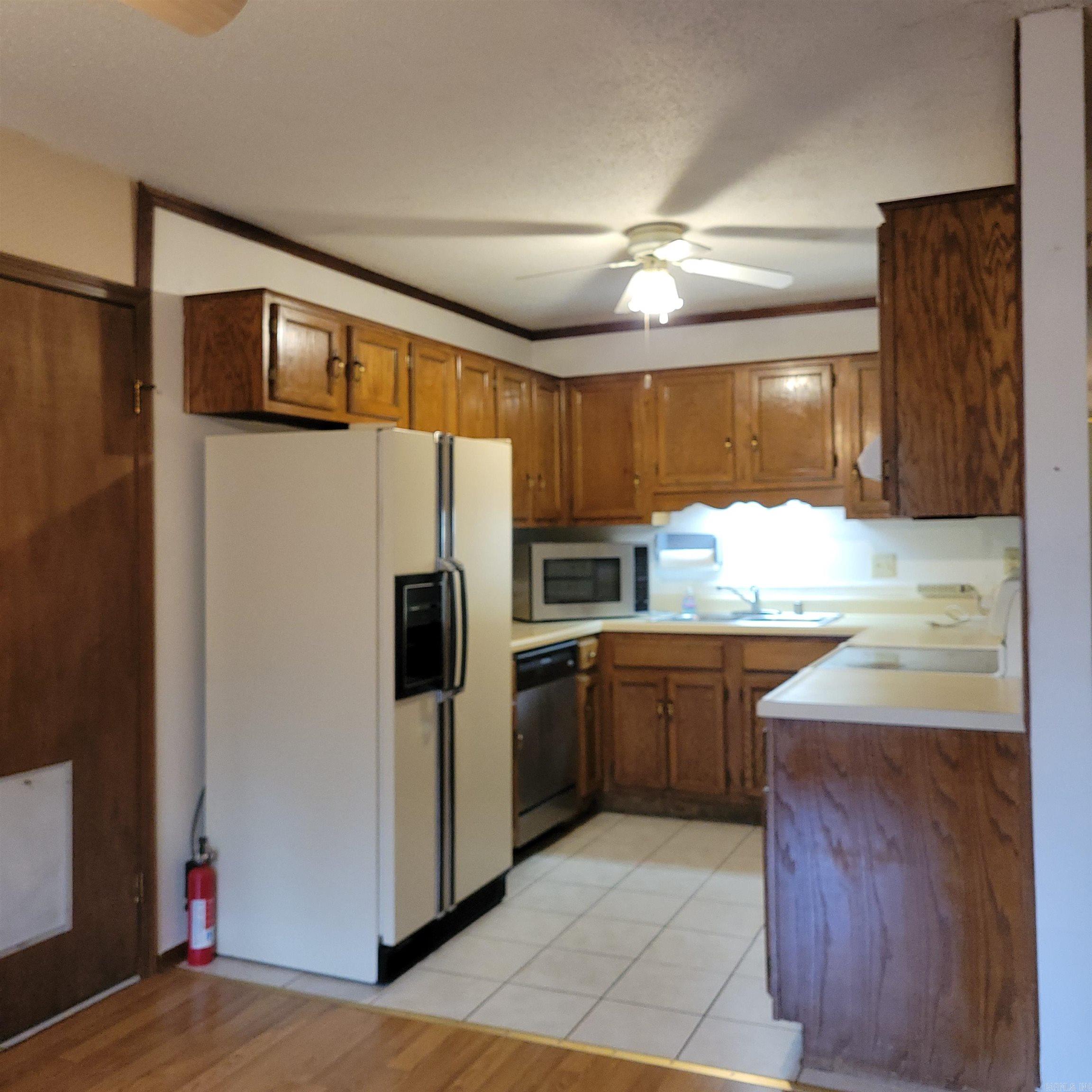 ROLLING OAKS ADDN - Residential