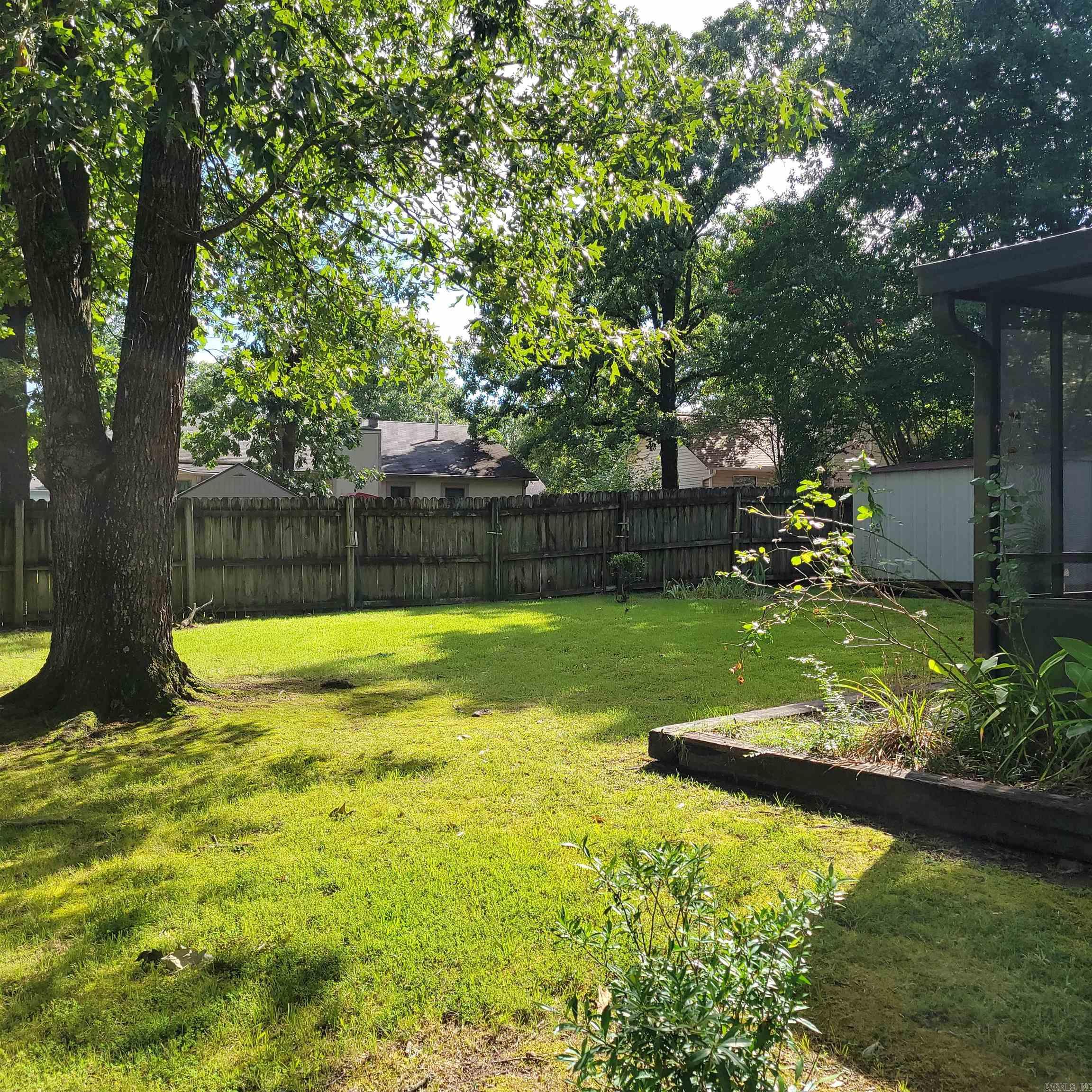 ROLLING OAKS ADDN - Residential