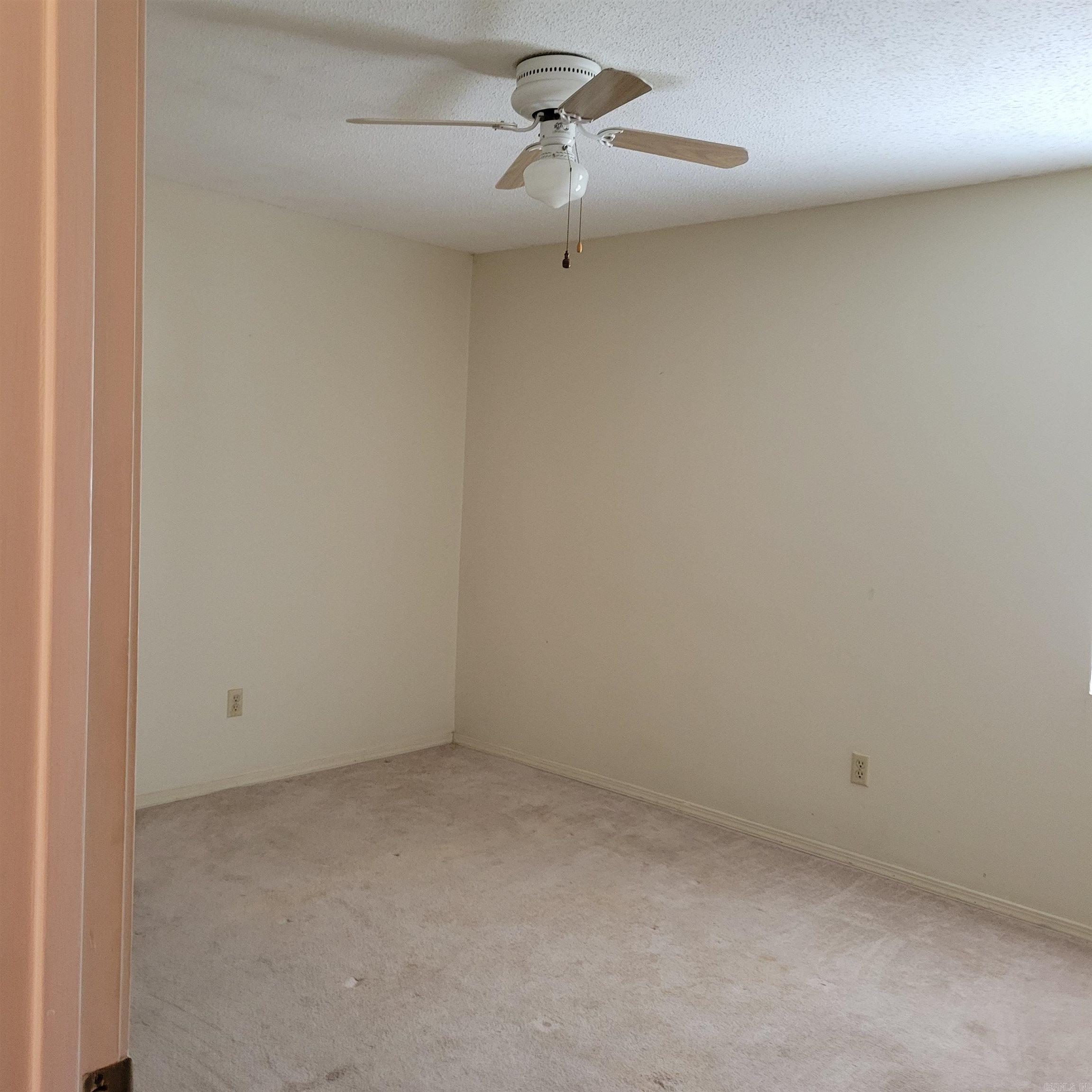 ROLLING OAKS ADDN - Residential