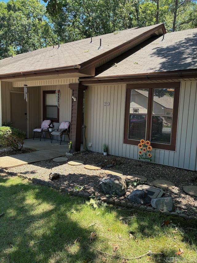 Great Location! This unique single level end unit townhome has an add on sunroom/porch, 2 bedrooms plus an office area that can be used as a 3rd bedroom. New kitchen appliances and roof as of Aug 2022.  Newly renovated senior safe shower and upgraded high toilets and fresh interior paint. Luxury vinyl flooring. This unit has 3 parking places and 2 outdoor storage areas. Located within a short run to the Westgate and Hwy 7. $2000 HSV POA buy-in fee for new residents.